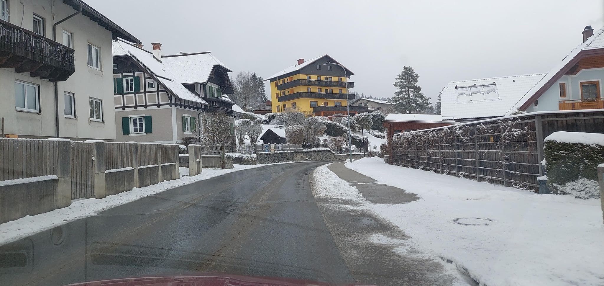 Street view near Haus Friedenstein - Ferienwohnungen, Mariazell — © gzin (CC BY-SA · Mapillary)