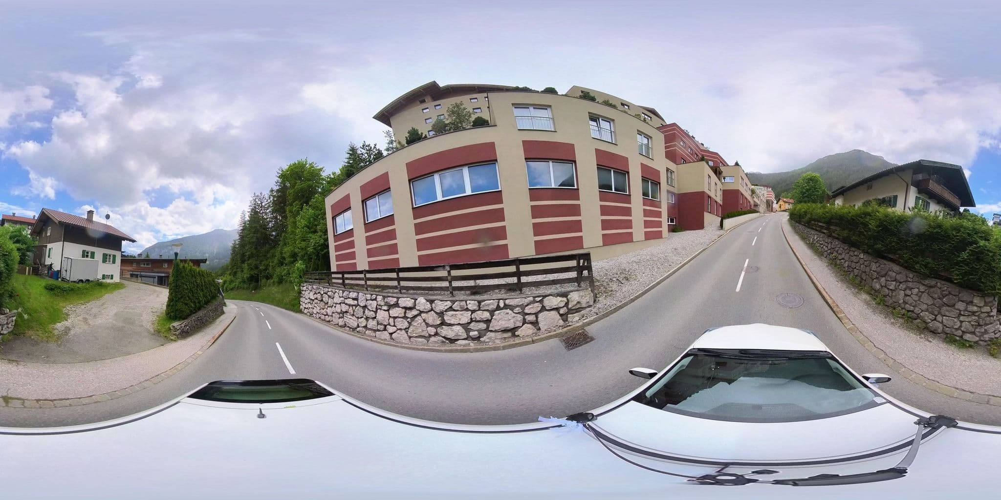 Street view near Cocoon Alpine Boutique Lodge, Maurach — © osmplus_org (CC BY-SA · Mapillary)