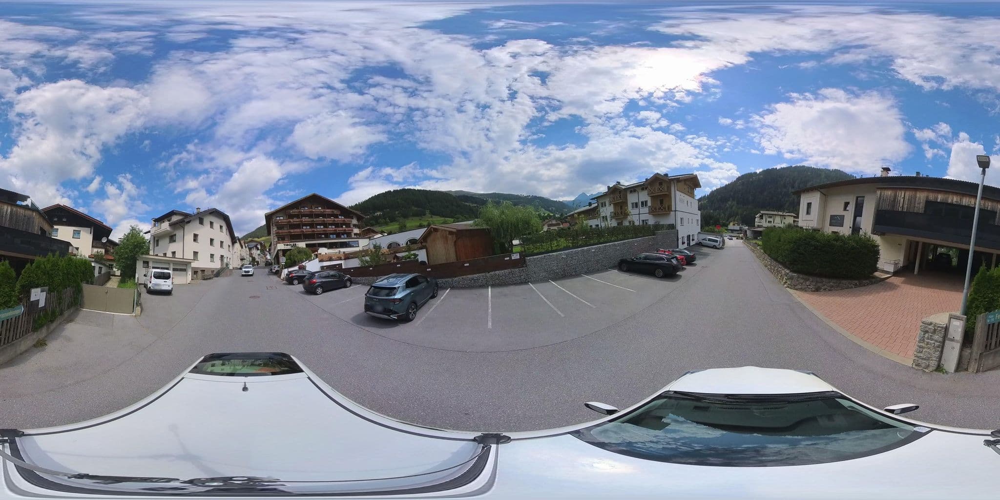 Street view near Beauty & Wellness Hotel Tirolerhof, Nauders — © osmplus_org (CC BY-SA · Mapillary)