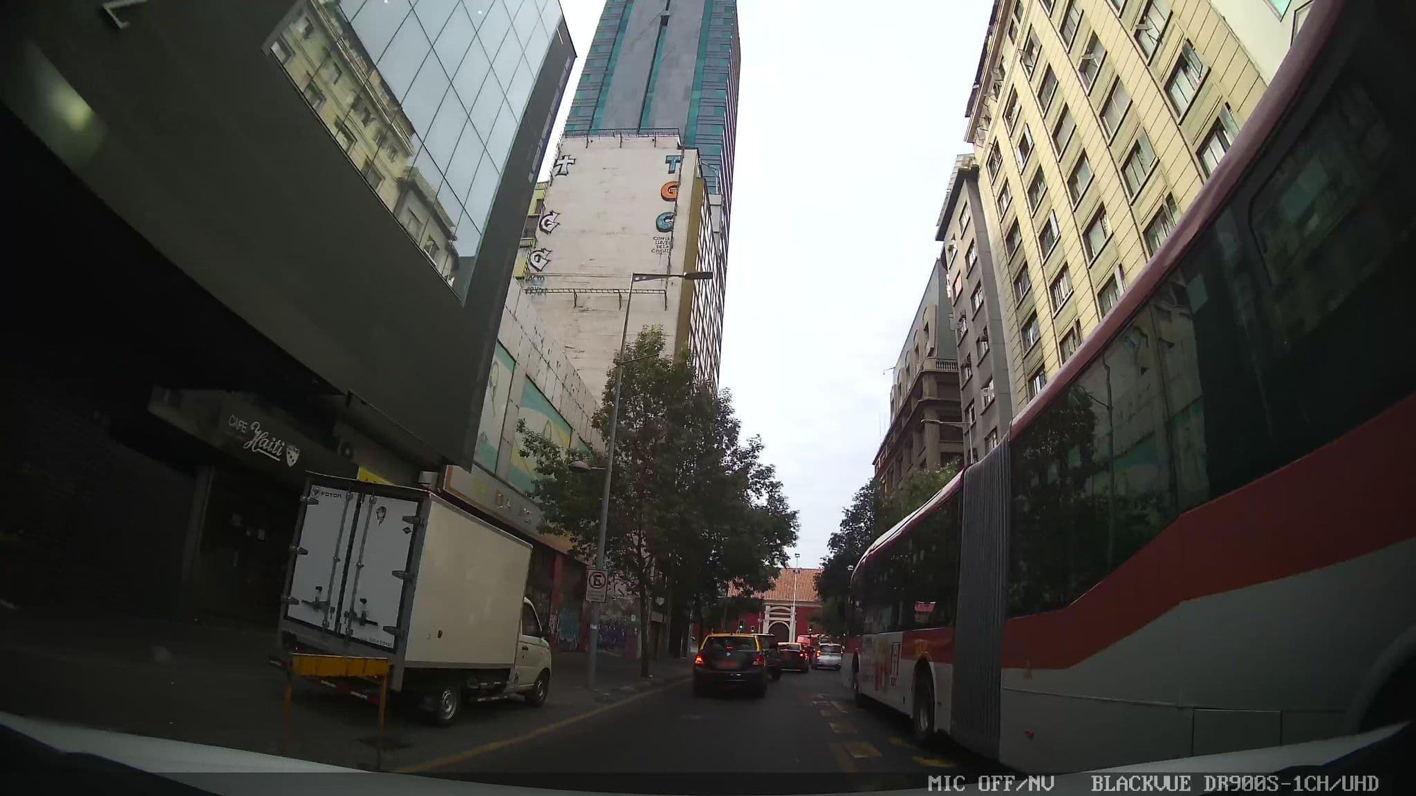 Street view near CLH Suites Santiago, Santiago