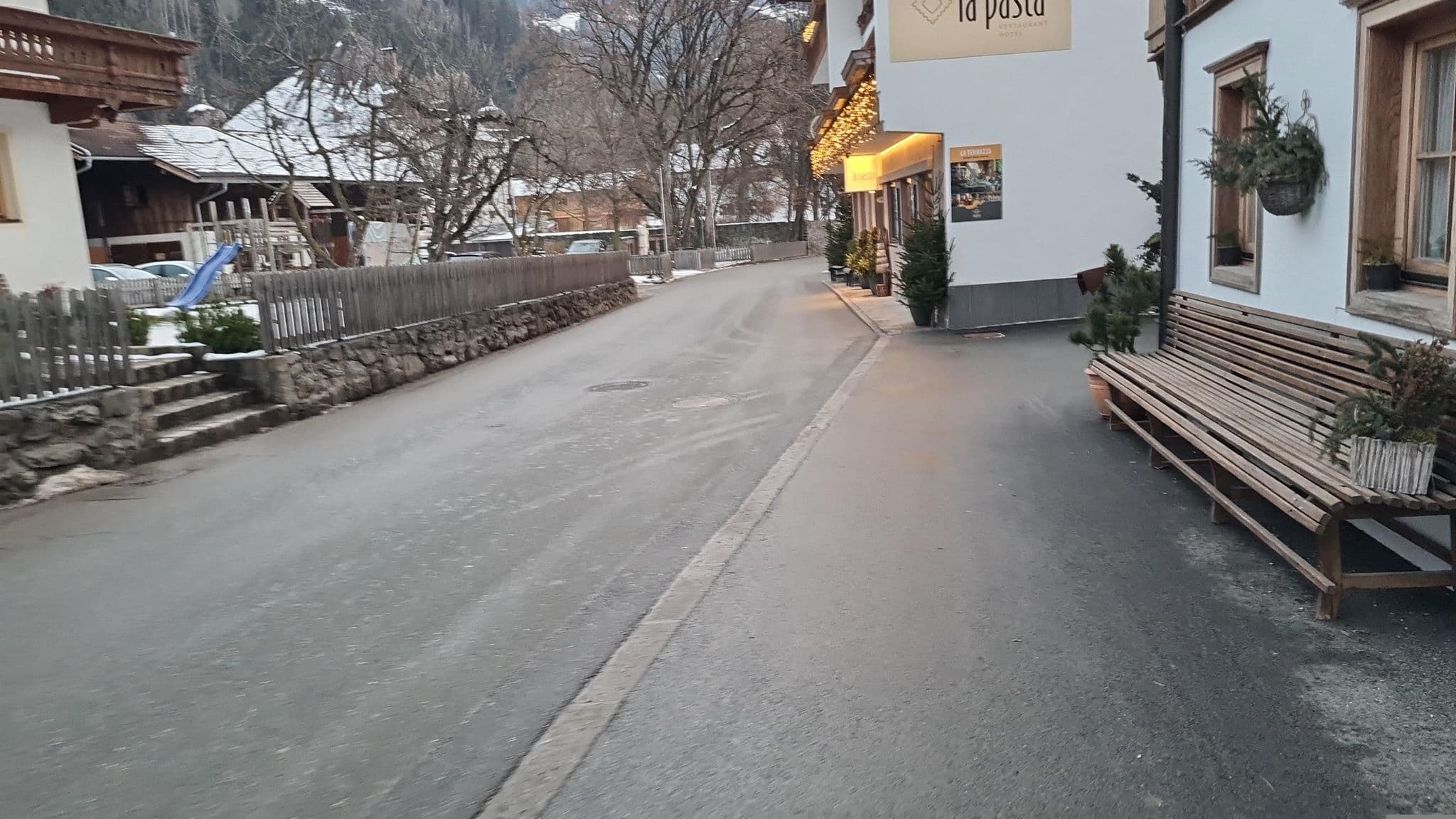 Street view near Das Kleine Hotel Ortner, Stumm — © dsmm (CC BY-SA · Mapillary)