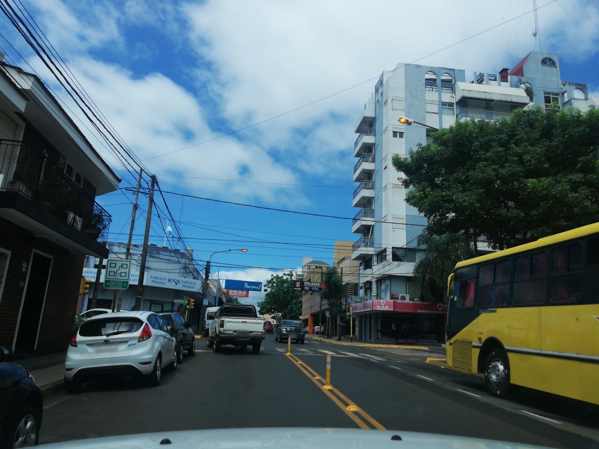 Street view near El Residencial ( Hospedaje - Bed & Breakfast - Hotel - habitaciones - Temporario ), Posadas — © carlosbrys (CC BY-SA · Mapillary)