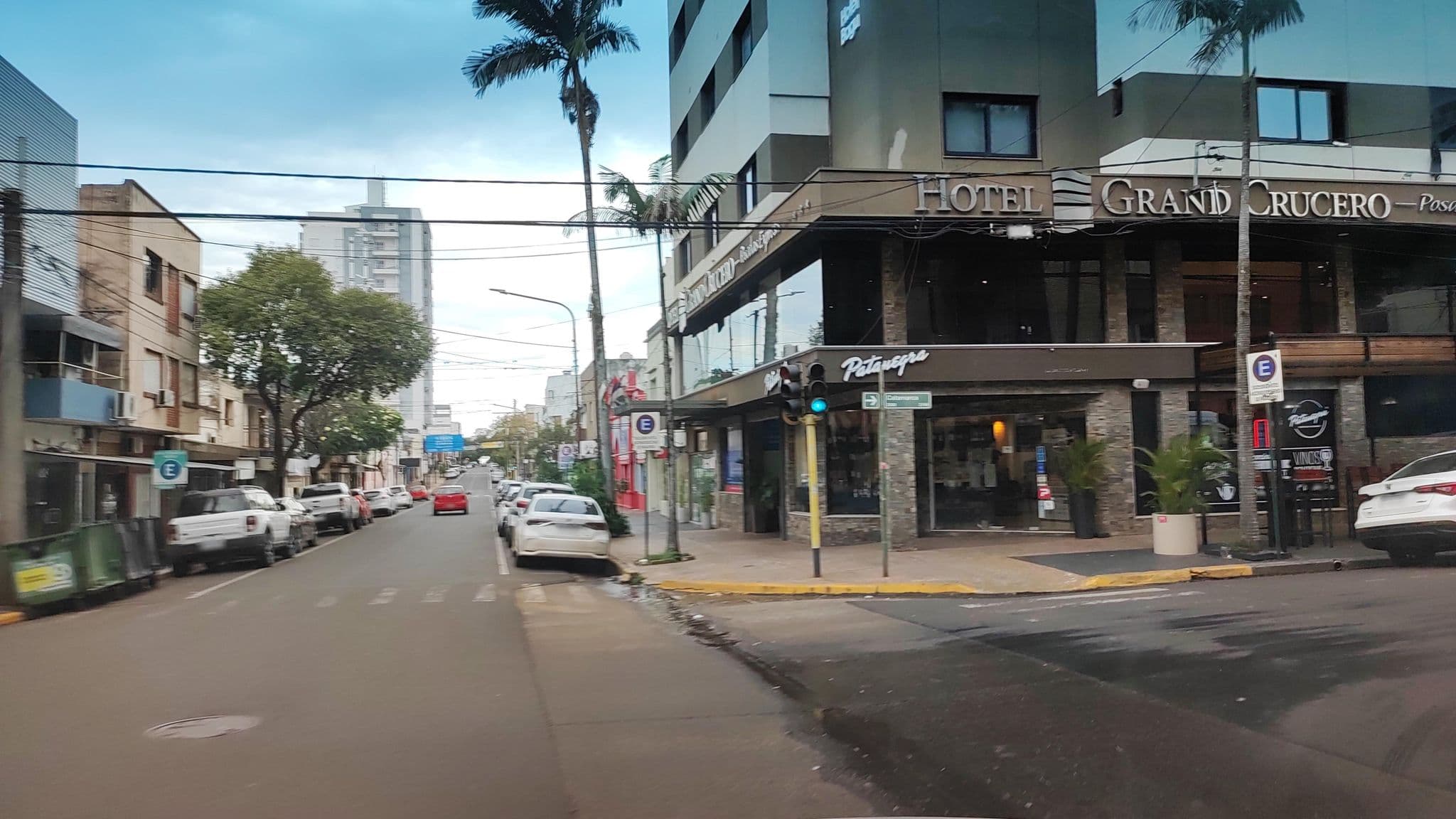 Street view near Hotel Grand Lago, Posadas — © diegokrein (CC BY-SA · Mapillary)