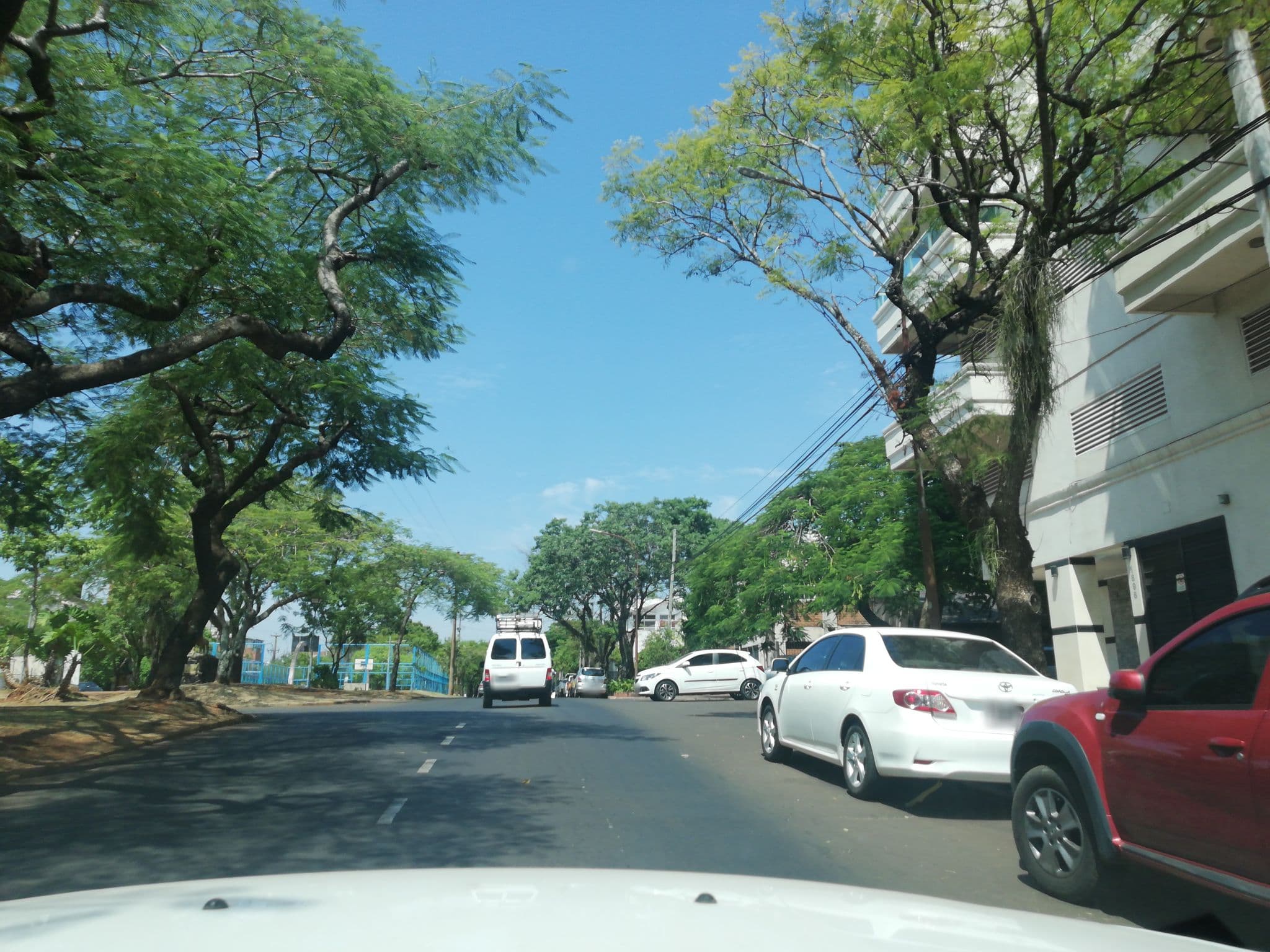 Street view near Hotel Residencial Marlis, Posadas — © carlosbrys (CC BY-SA · Mapillary)