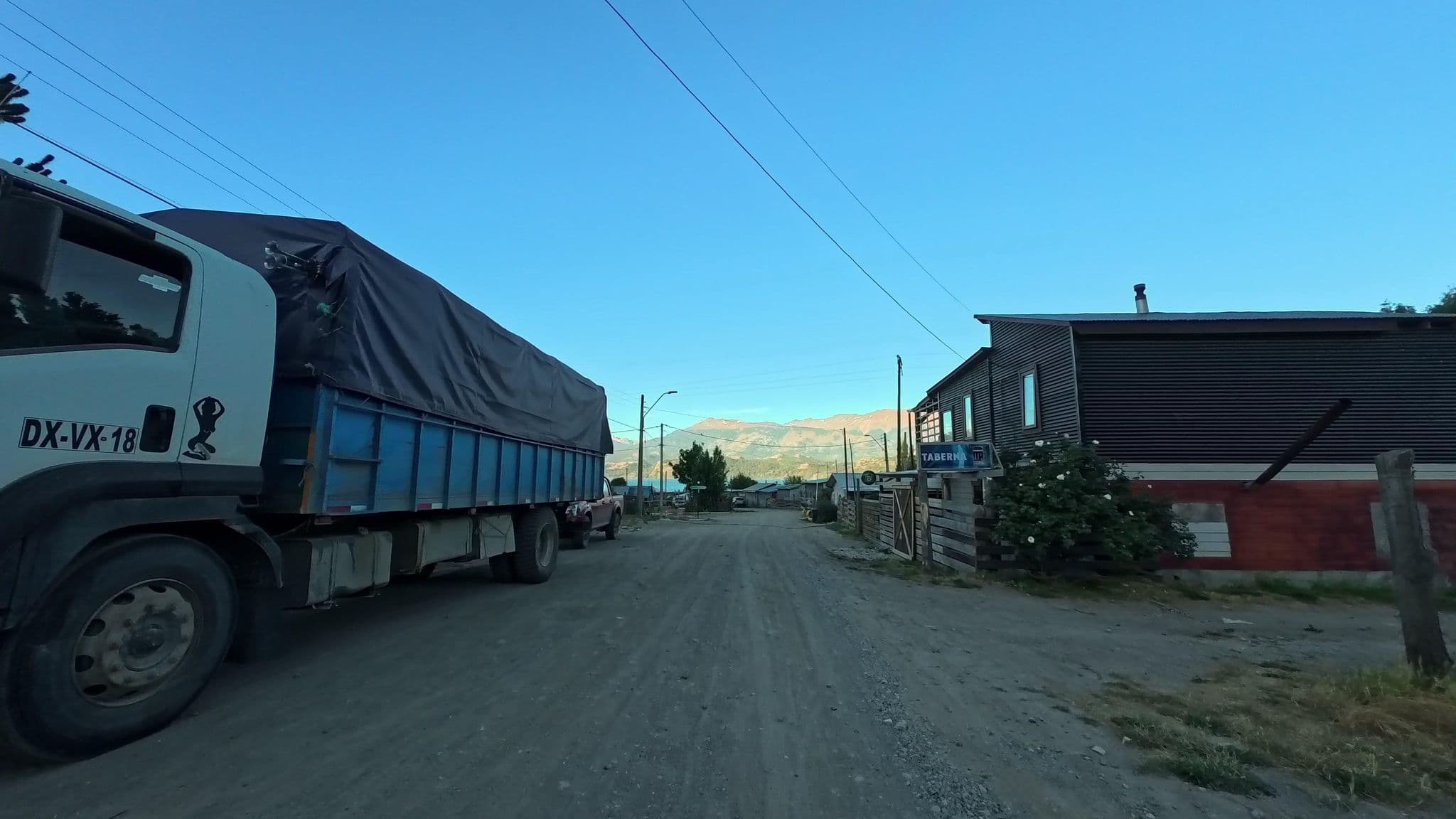 Street view near Cabañas Katenke, Cochrane