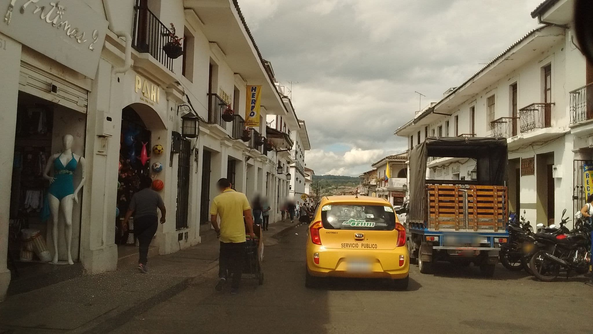 Street view near Hotel Dorado Real Popayán HDR, Popayán — © kaxtillo (CC BY-SA · Mapillary)