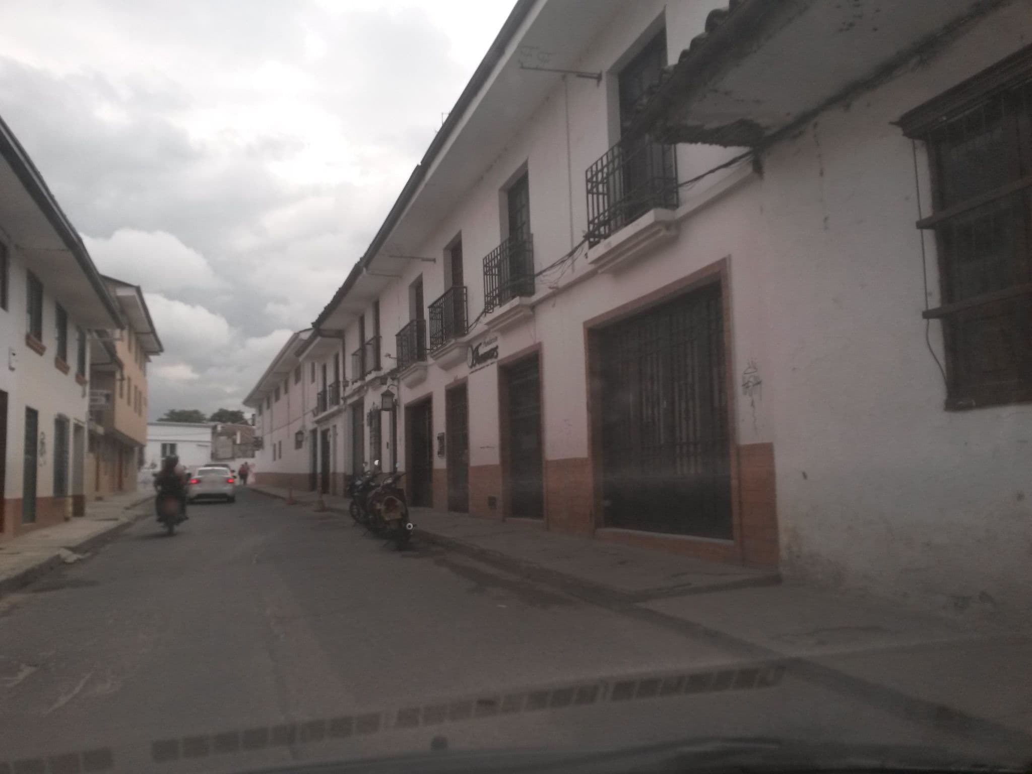 Street view near Hotel Fuente Real Popayán, Popayán — © kaxtillo (CC BY-SA · Mapillary)