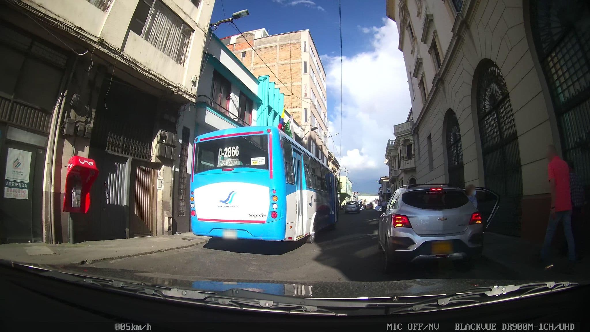 Street view near Ayenda 1133 Casa Polty, Manizales — © kaart_2 (CC BY-SA · Mapillary)