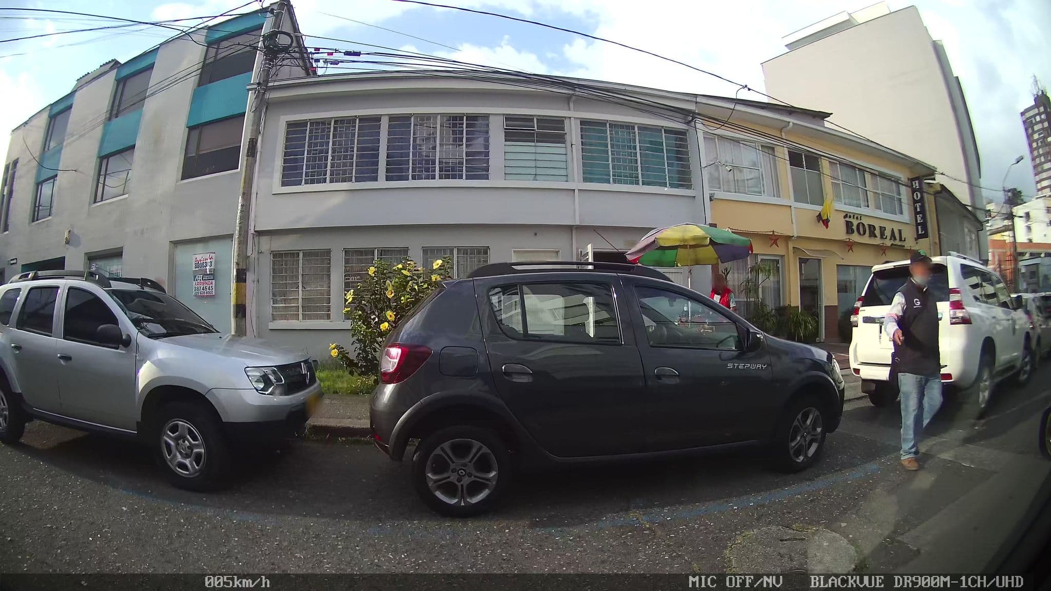 Street view near Hotel Boreal Manizales, Manizales — © kaart_2 (CC BY-SA · Mapillary)