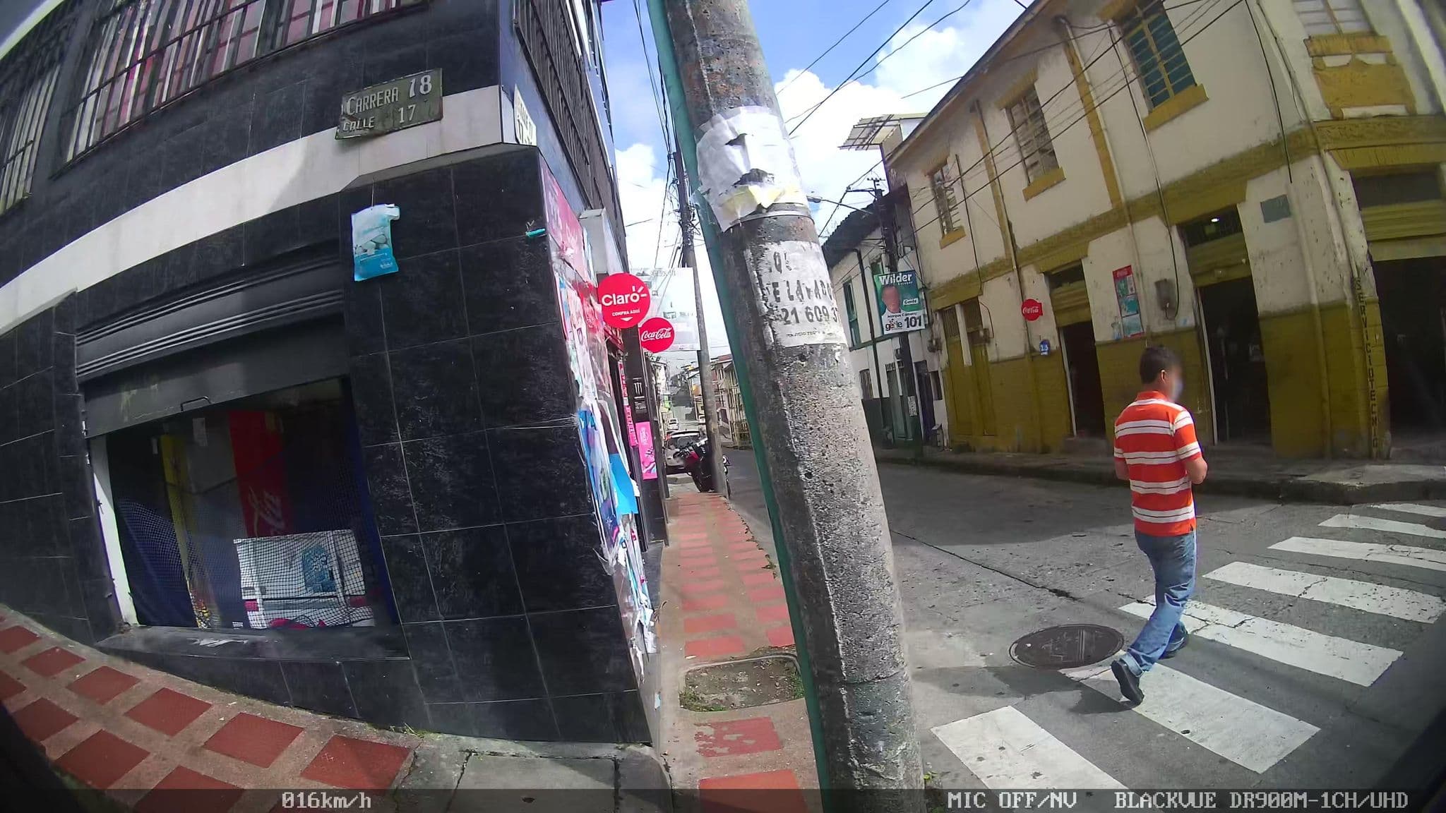 Street view near Cómodos y Acogedores Apartaestudios Manizales, Manizales — © kaart_2 (CC BY-SA · Mapillary)