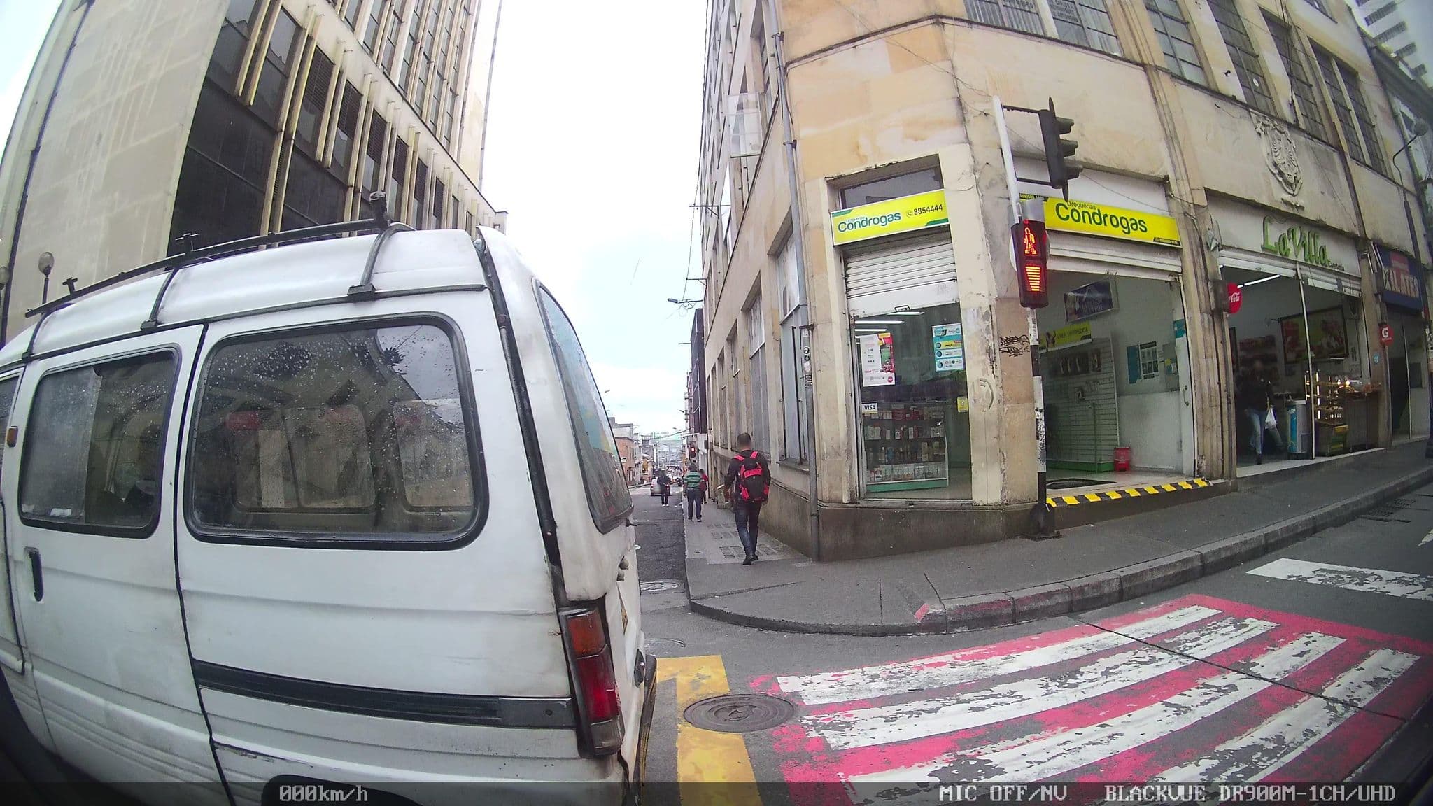 Street view near Hotel Girasoles, Manizales — © kaart_2 (CC BY-SA · Mapillary)
