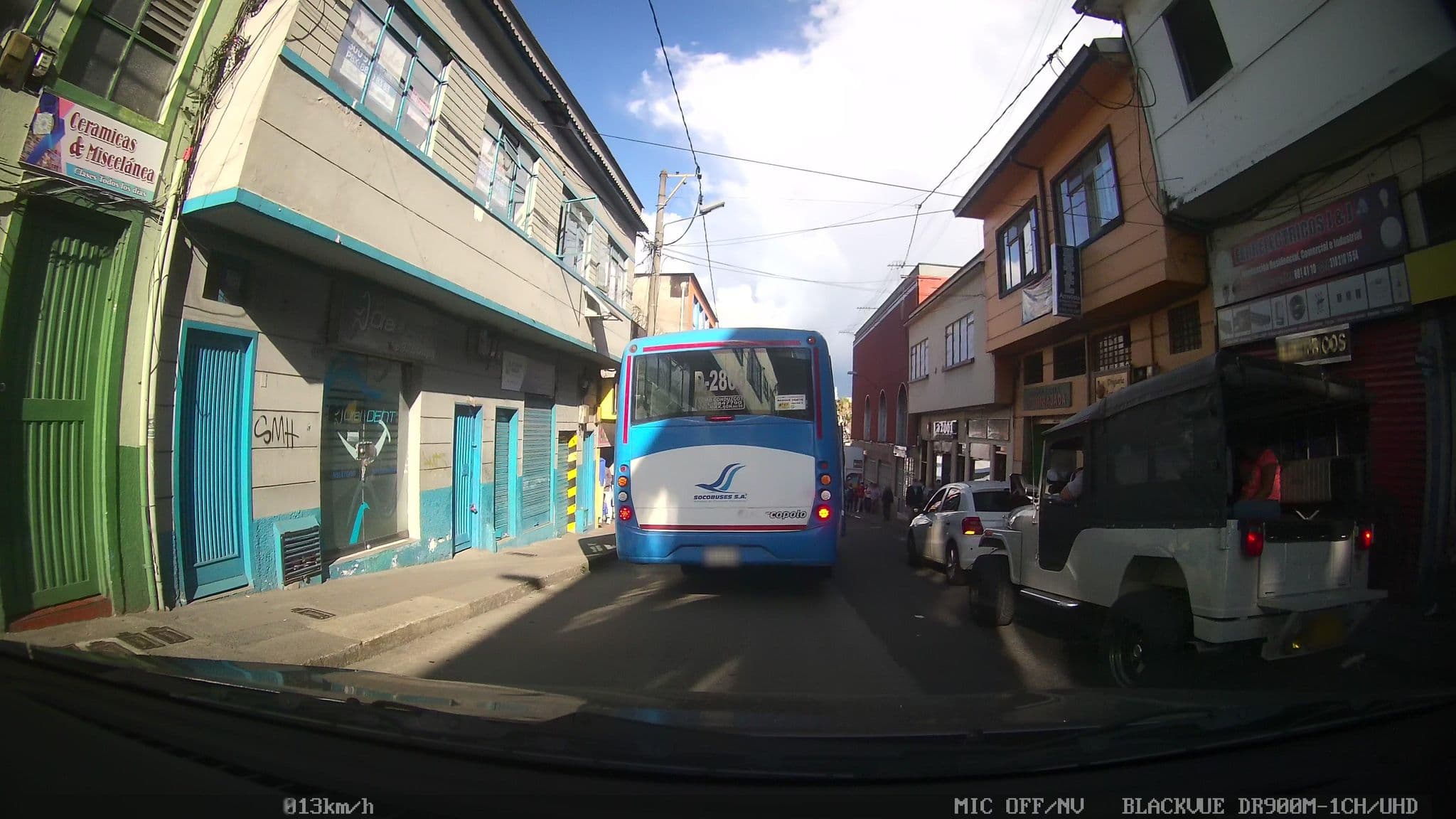 Street view near HOTEL BOLIVAR., Manizales — © kaart_2 (CC BY-SA · Mapillary)