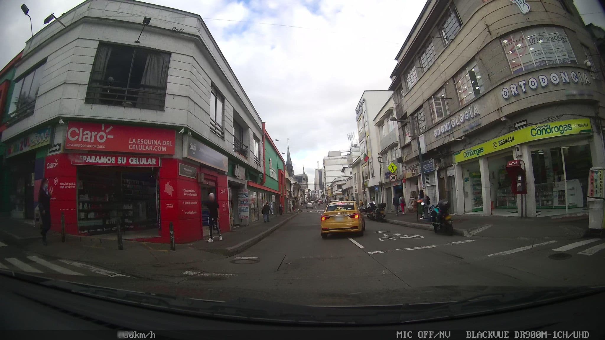 Street view near Hotel Grato Manizales, Manizales — © kaart_2 (CC BY-SA · Mapillary)