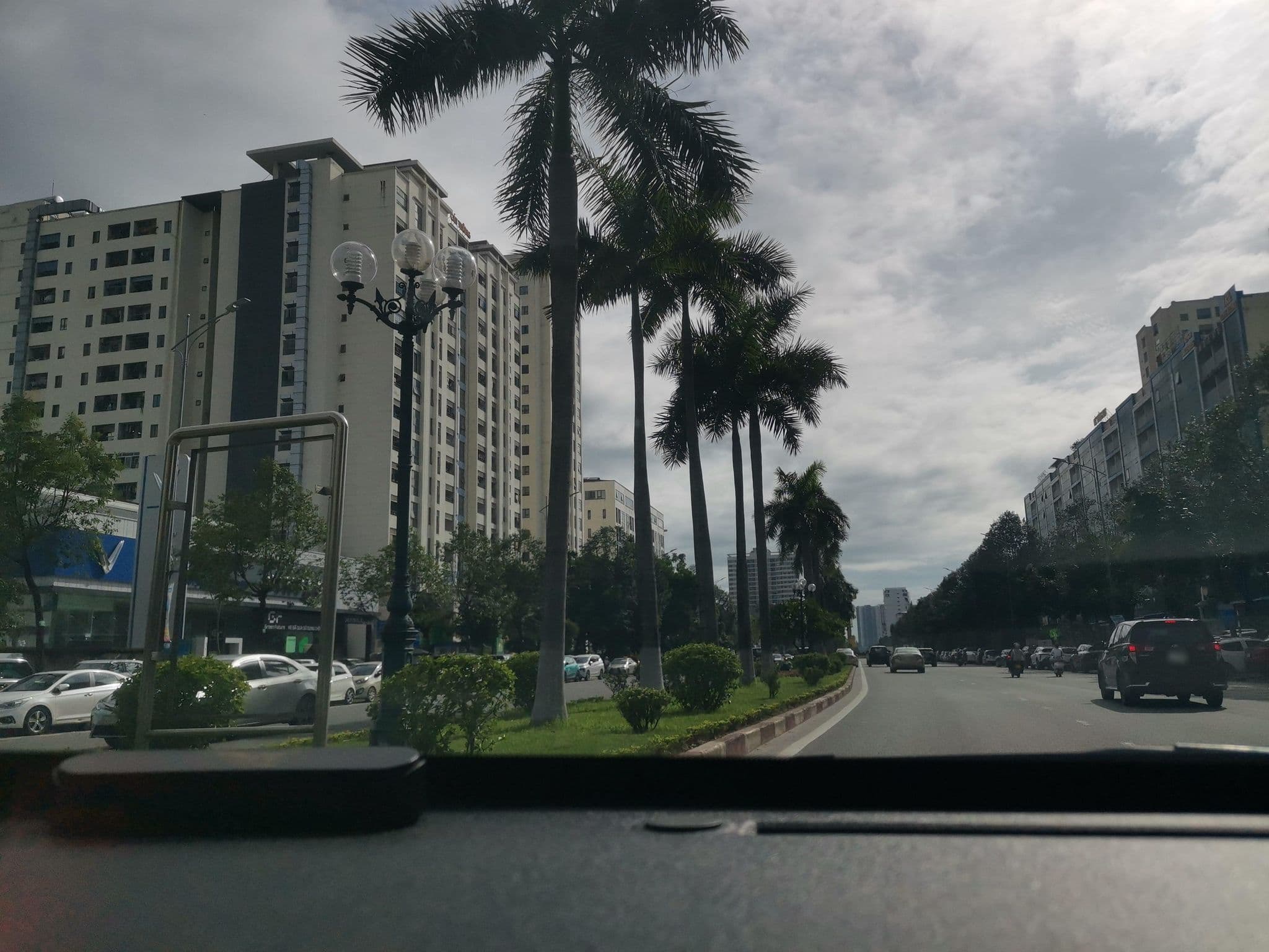 Street view near Hello Hotel, Bắc Ninh — © hn_left_2 (CC BY-SA · Mapillary)