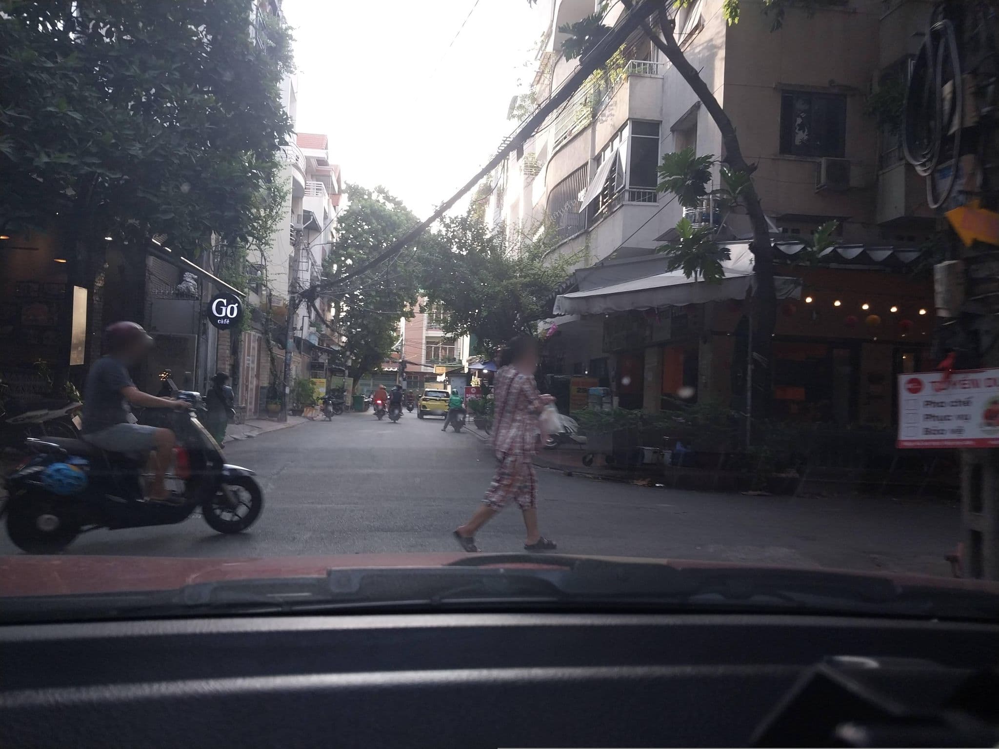 Street view near De Seconde Home - Homestay Quận Tân Bình, Tân Bình — © sg_front_1 (CC BY-SA · Mapillary)