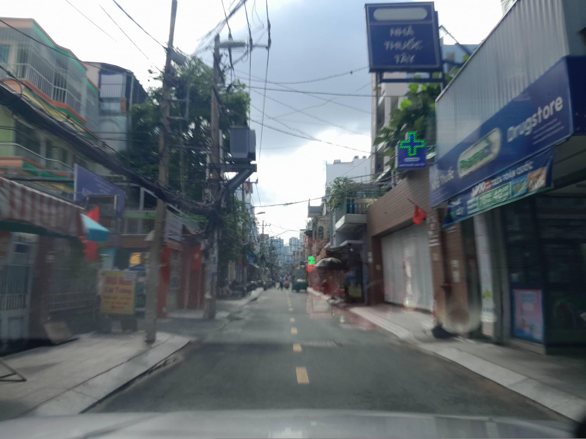 Street view near LOVE HOMESTAY, Bình Thạnh — © sg_front_3 (CC BY-SA · Mapillary)