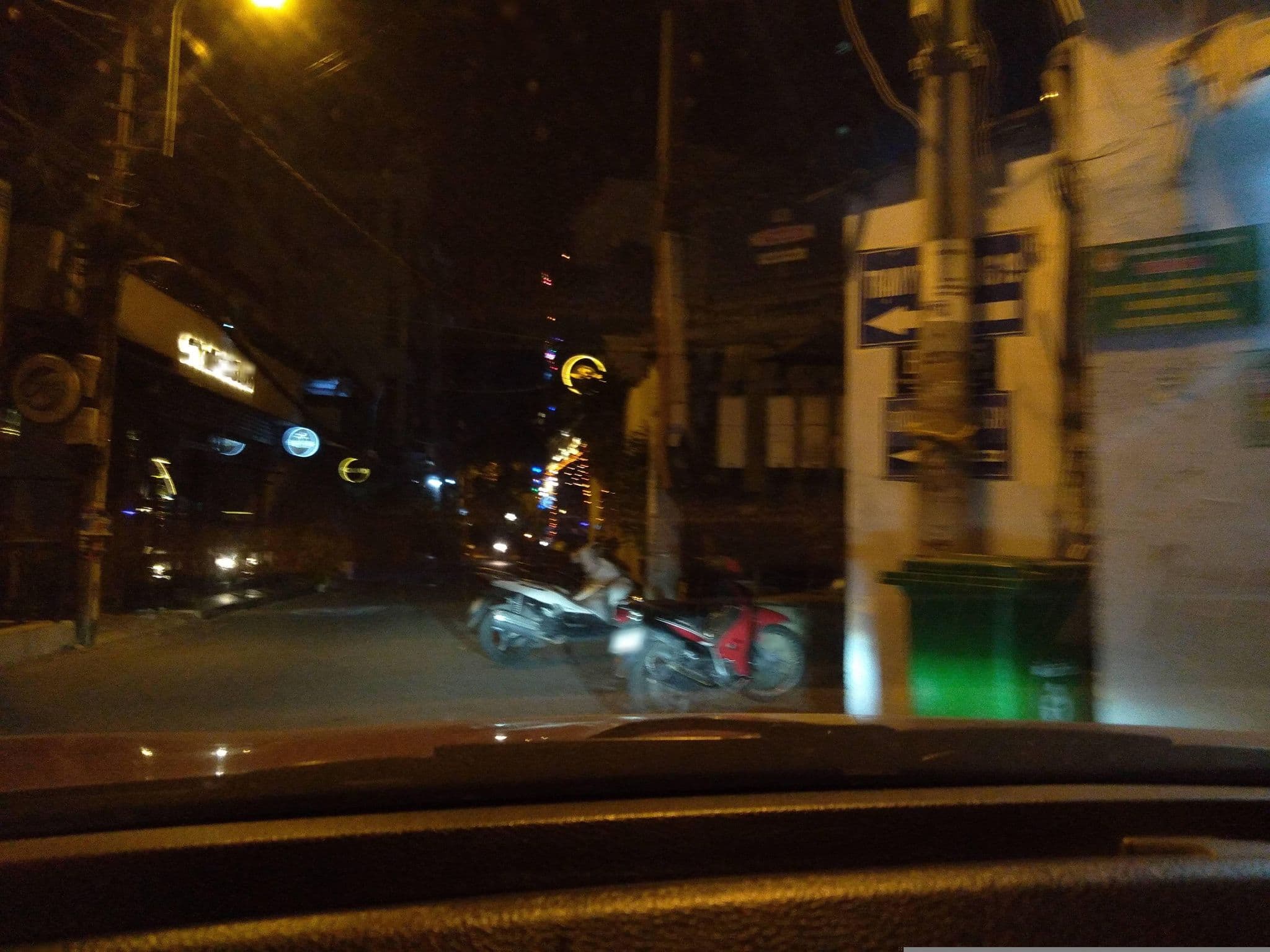 Street view near White Lotus Boutique Hotel, Ho Chi Minh, Bình Thạnh — © sg_front_1 (CC BY-SA · Mapillary)