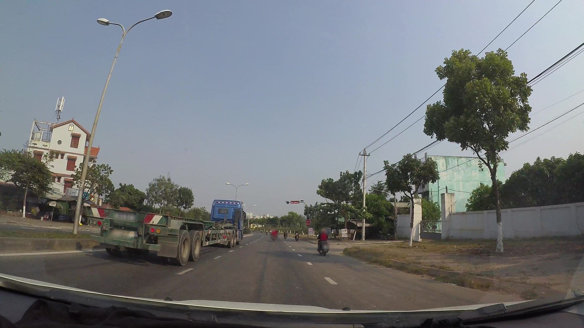 Street view near Homestay Nhung Huynh, Cẩm Lệ — © kaartcam (CC BY-SA · Mapillary)