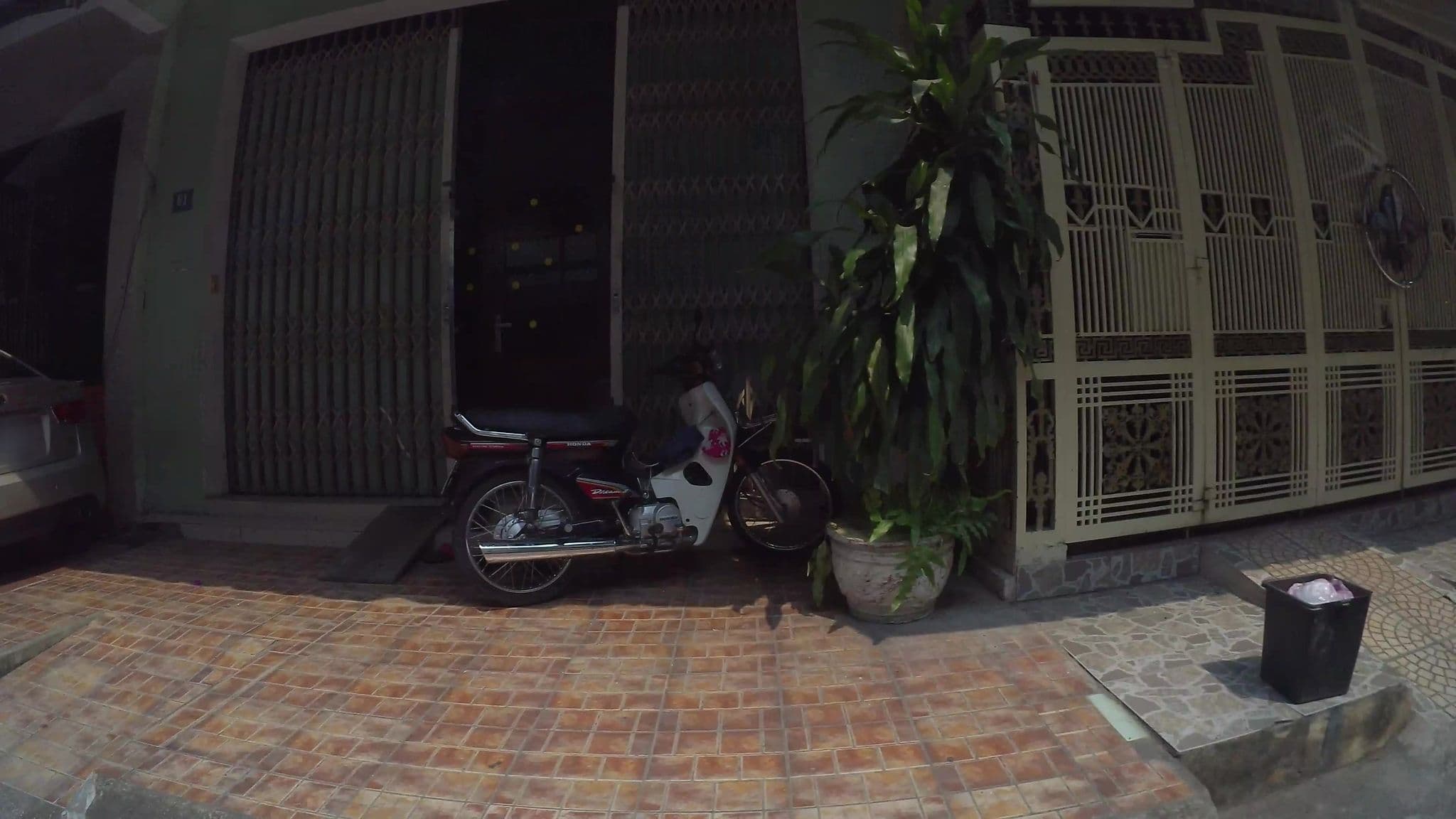 Street view near Hotel & Apartment Sun City, Sơn Trà — © kaartcam (CC BY-SA · Mapillary)