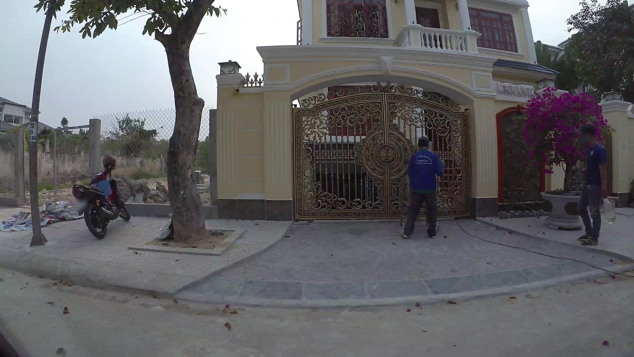 Street view near Sila Ananda 6BR Pool Villa Đảo Xanh Đà Nẵng - Entire Place, Sơn Trà — © kaartcam (CC BY-SA · Mapillary)