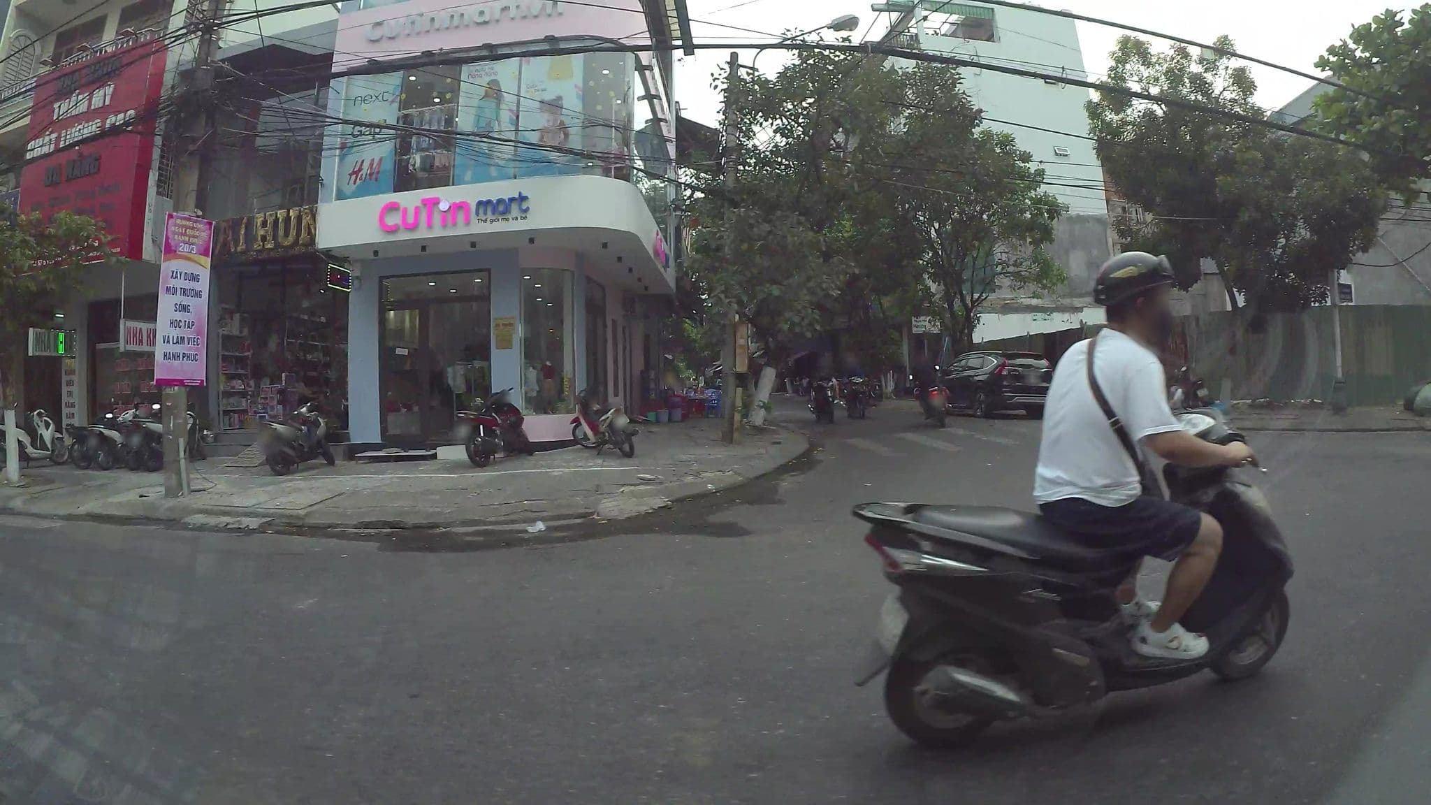 Street view near Seahorse Signature By Haviland, Da Nang — © kaartcam (CC BY-SA · Mapillary)