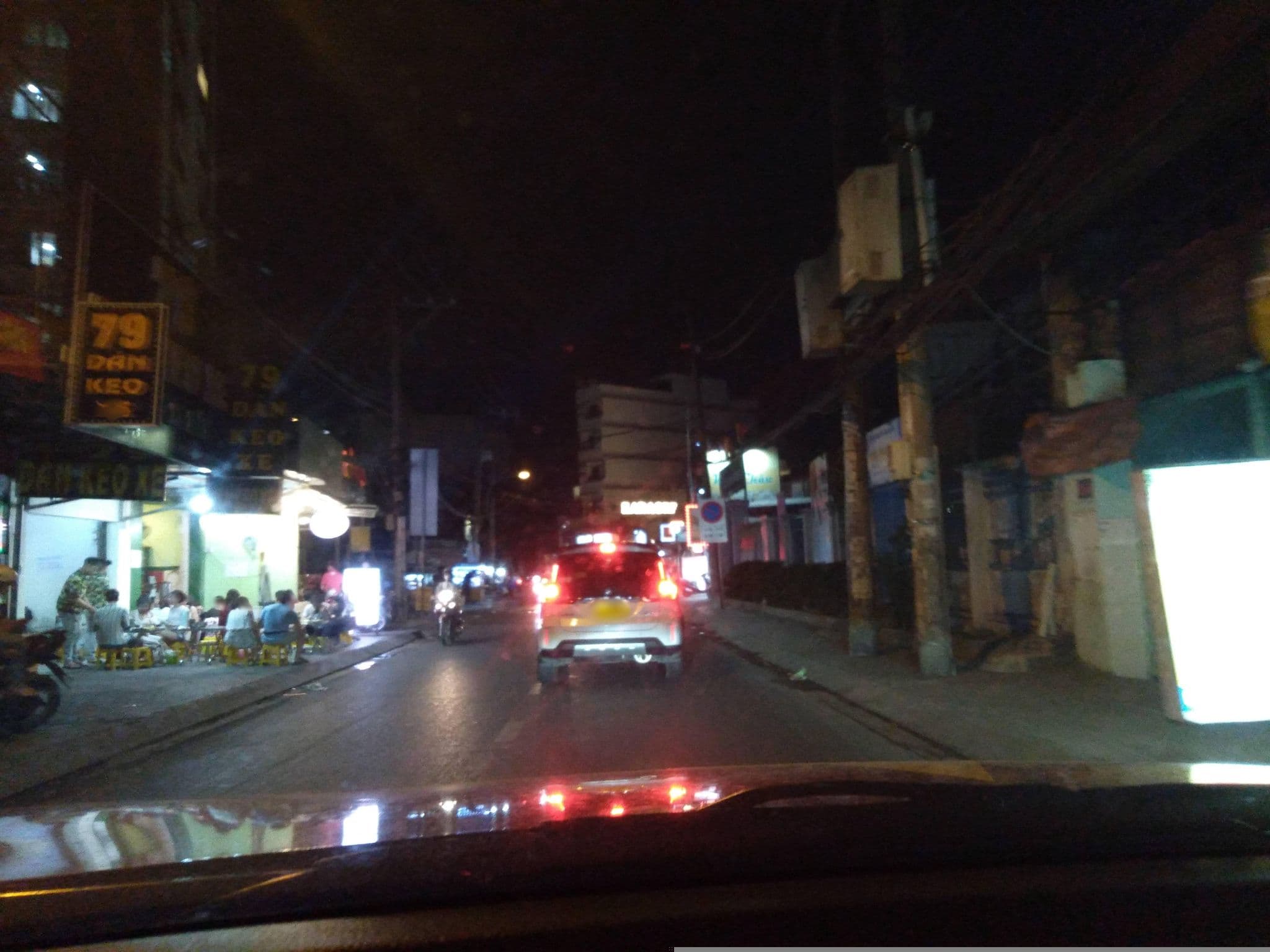 Street view near Khách sạn Sophie 2F Hotel, Gò Vấp — © sg_front_1 (CC BY-SA · Mapillary)