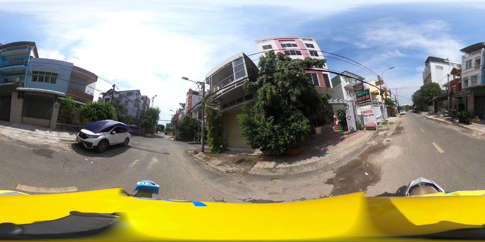 Street view near Lá Hotel Nguyễn Văn Dung, Gò Vấp — © bemaps3_sg (CC BY-SA · Mapillary)