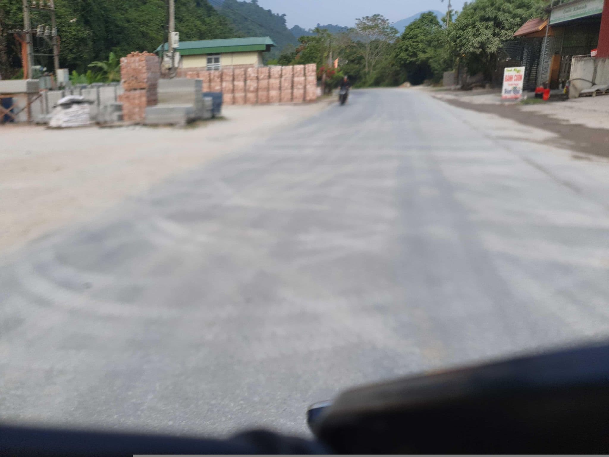 Street view near Infinity Ha Giang Loop Hostel & Tours, Hà Giang — © russmcd (CC BY-SA · Mapillary)