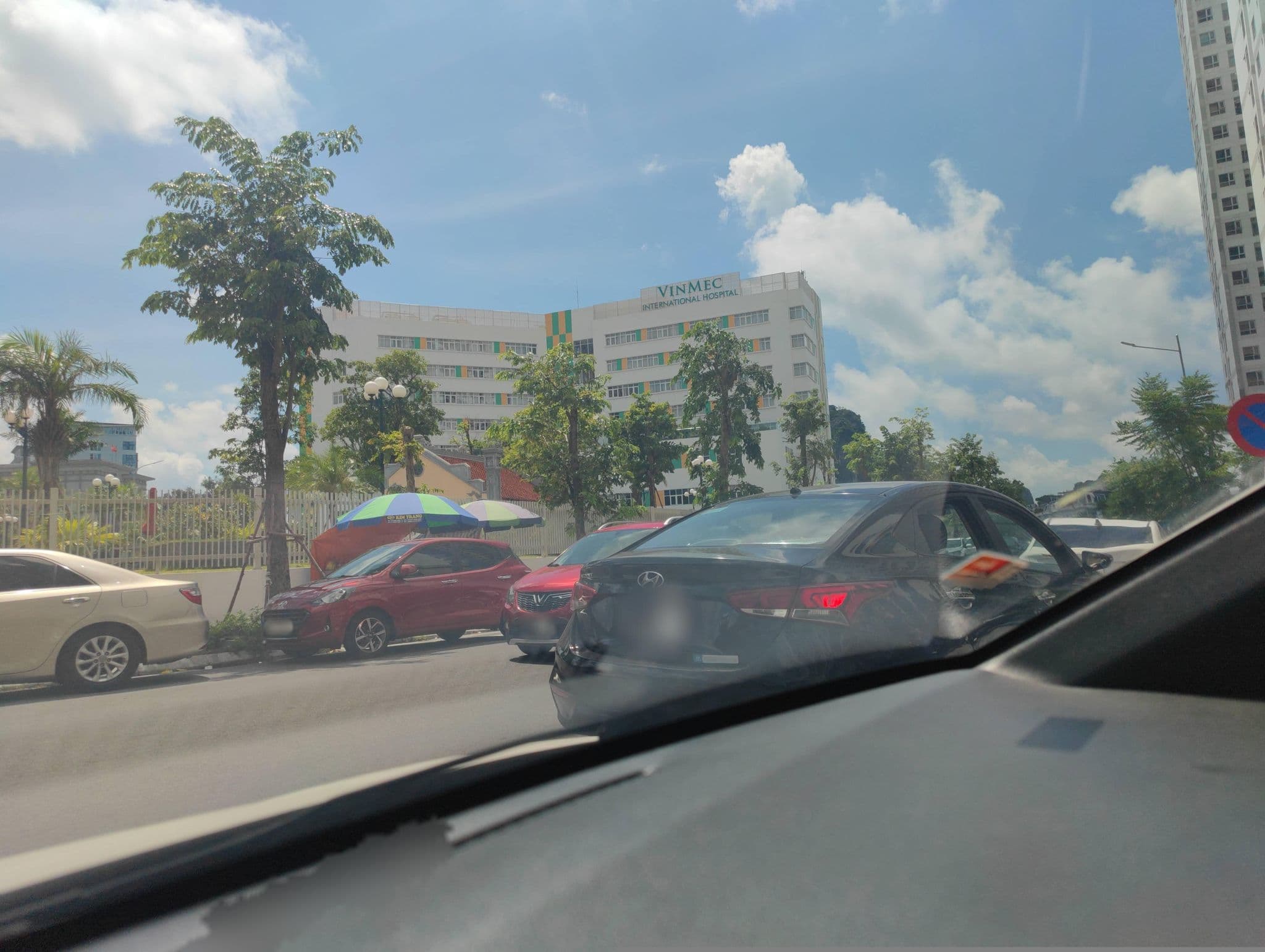 Street view near Liana Homestay Hạ Long, Hạ Long — © hn_right_2 (CC BY-SA · Mapillary)
