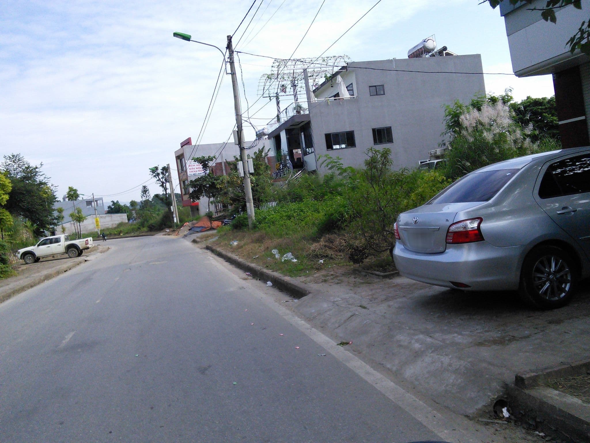 Street view near Hotel Minh Dũng, Lào Cai — © mcmayer (CC BY-SA · Mapillary)