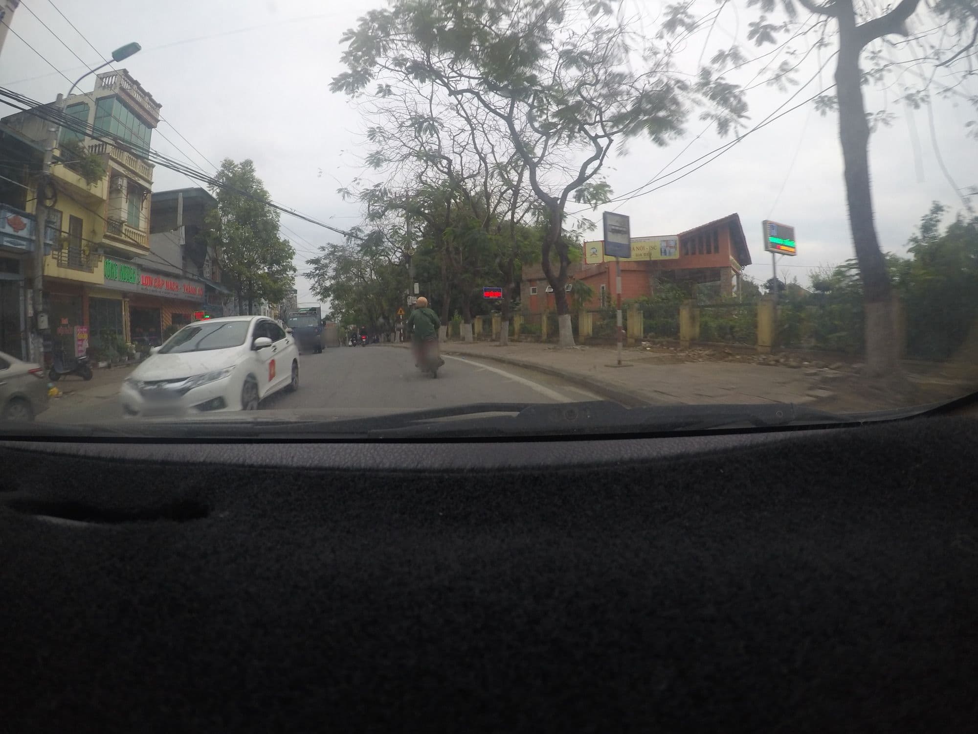 Street view near Hoang Lan Hotel, Lào Cai — © 24dakenlo (CC BY-SA · Mapillary)