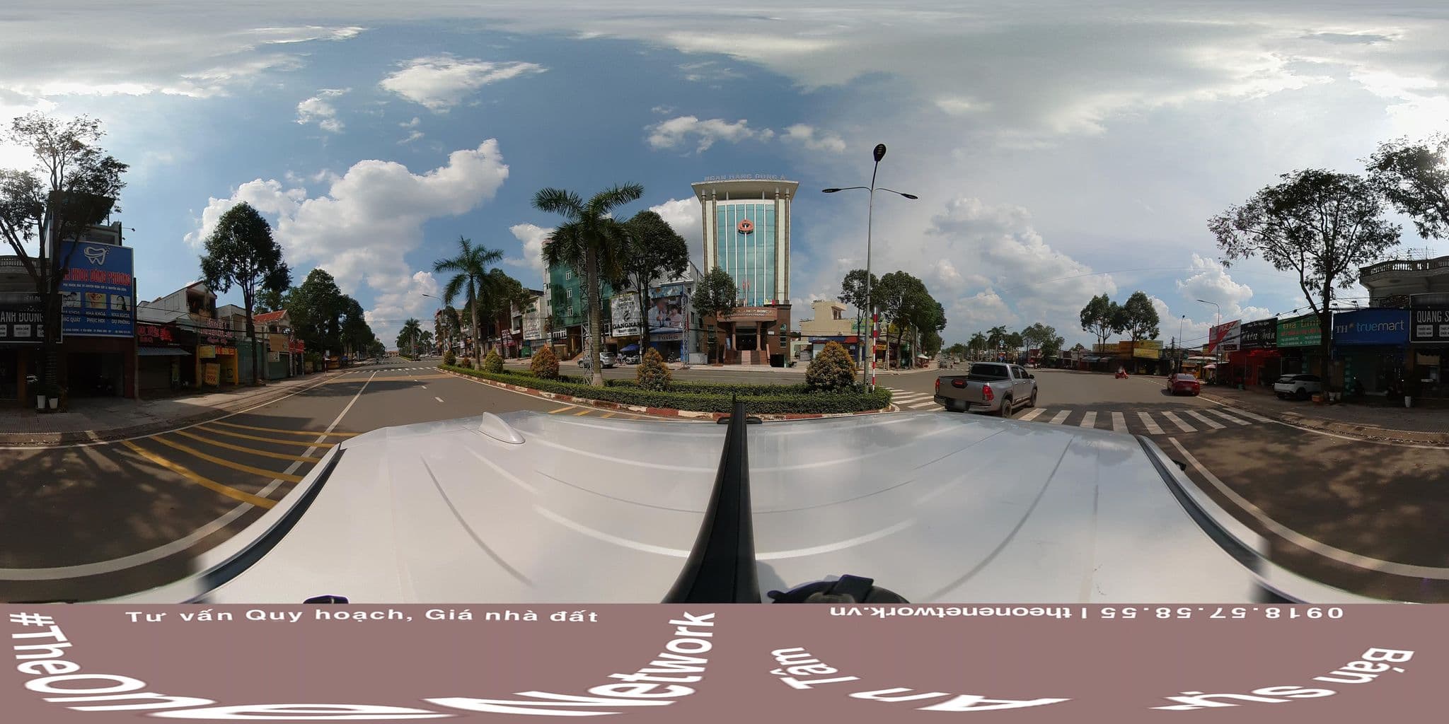 Street view near Morning Star Hotel, Đồng Xoài — © theonenetwork (CC BY-SA · Mapillary)