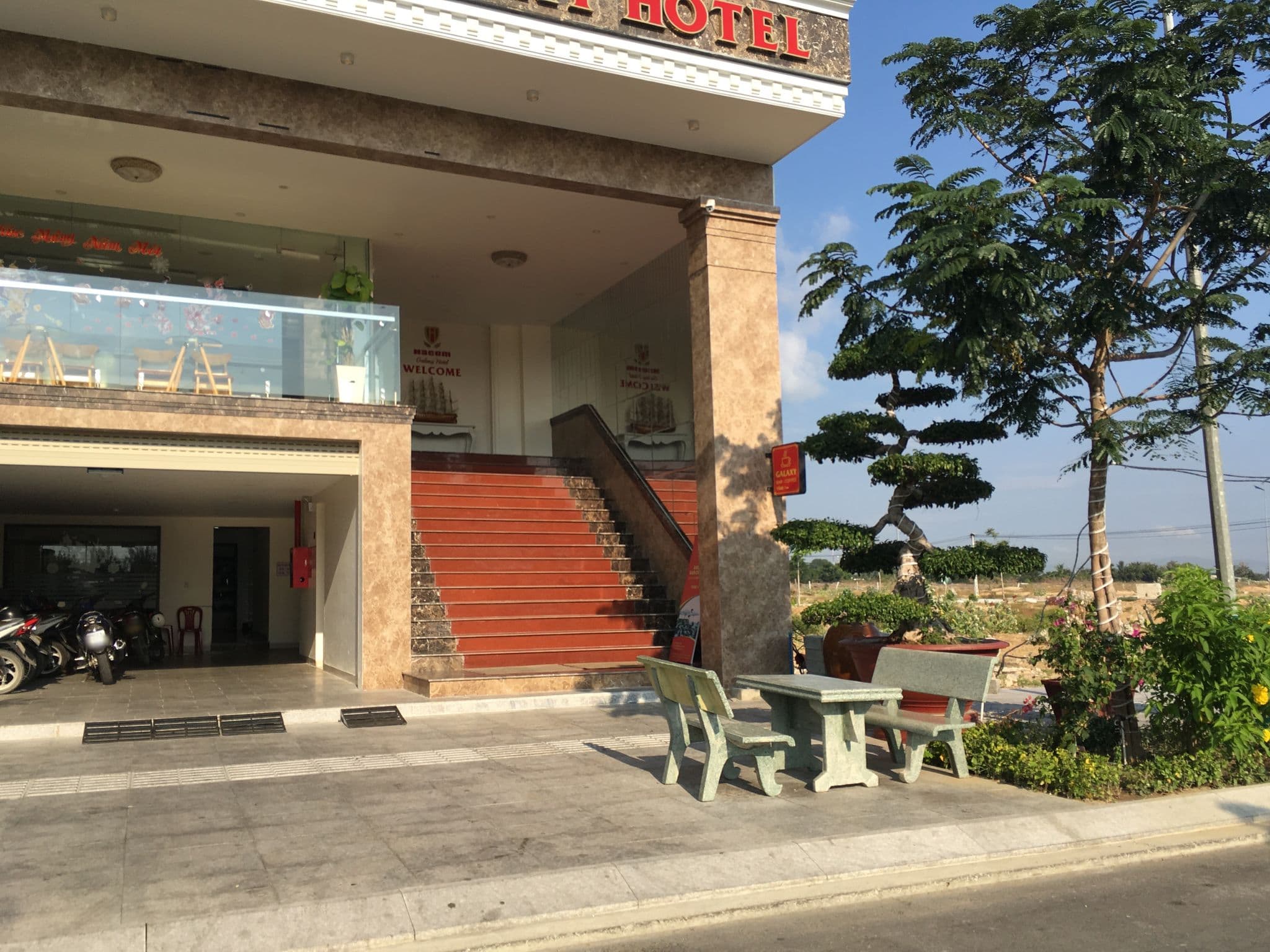 Street view near Hacom Galaxy Hotel, Phan Rang-Tháp Chàm — © theboman01 (CC BY-SA · Mapillary)
