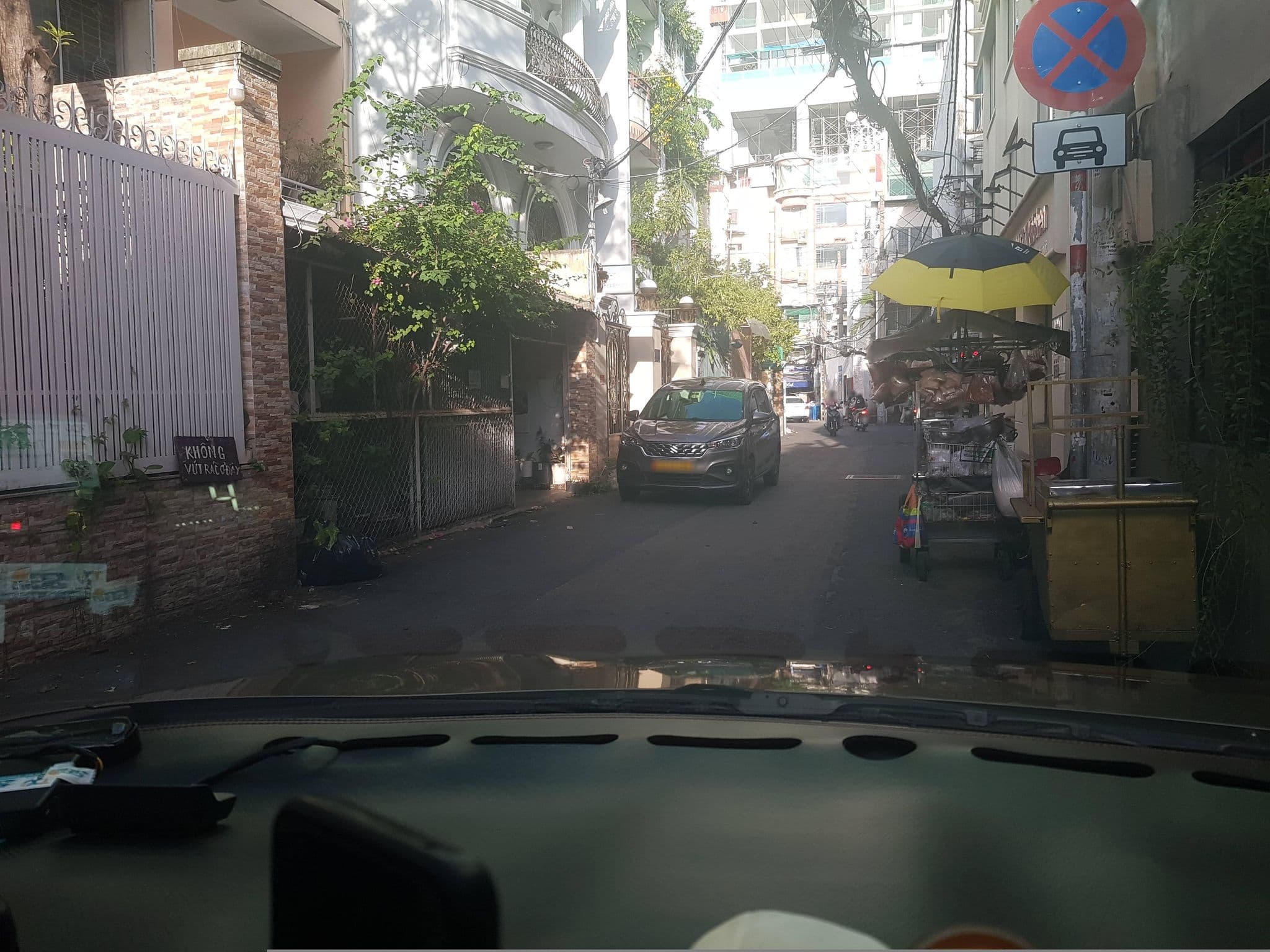 Street view near Saigon April Homestay, Quận Ba — © bemaps1 (CC BY-SA · Mapillary)
