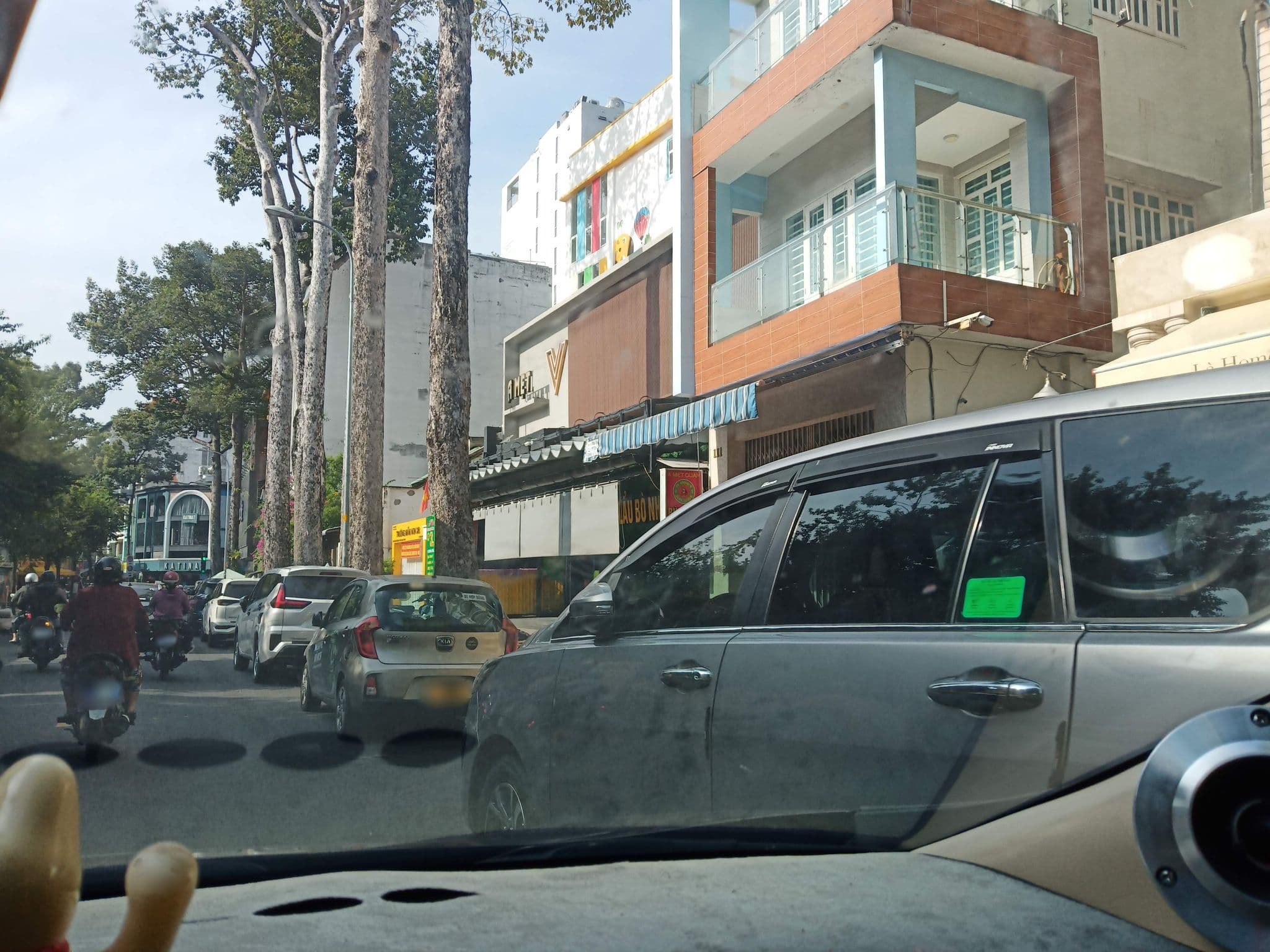 Street view near Là Home - Stay Cozy, Stay Home, Quận Năm — © sg_right_1 (CC BY-SA · Mapillary)