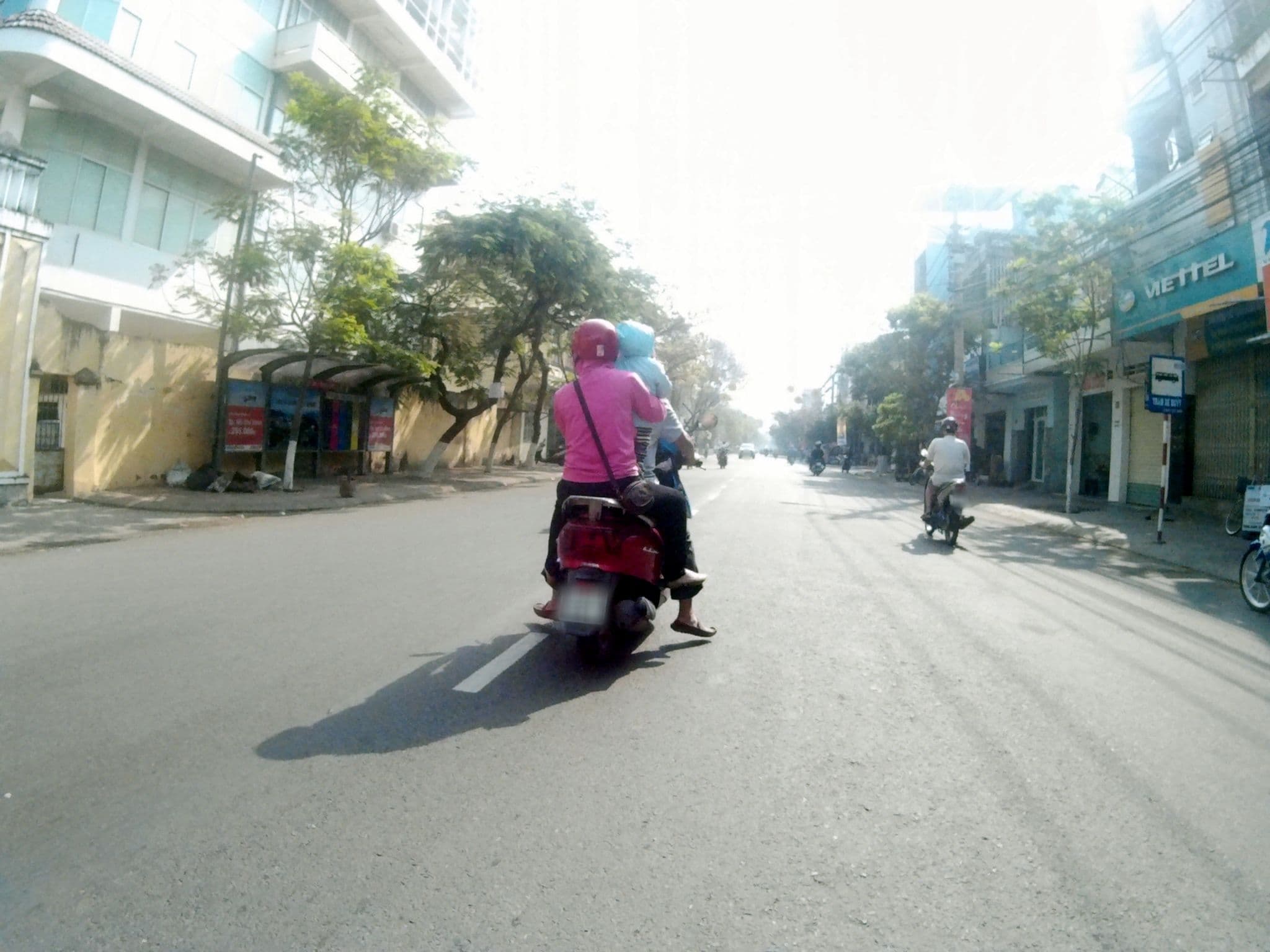 Street view near Khách Sạn Lucien Hotel Quy Nhơn, Qui Nhon — © suki52 (CC BY-SA · Mapillary)