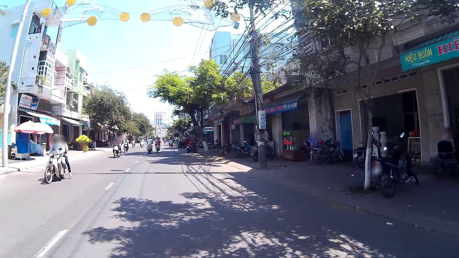 Street view near MIO Hotel, Qui Nhon — © suki52 (CC BY-SA · Mapillary)