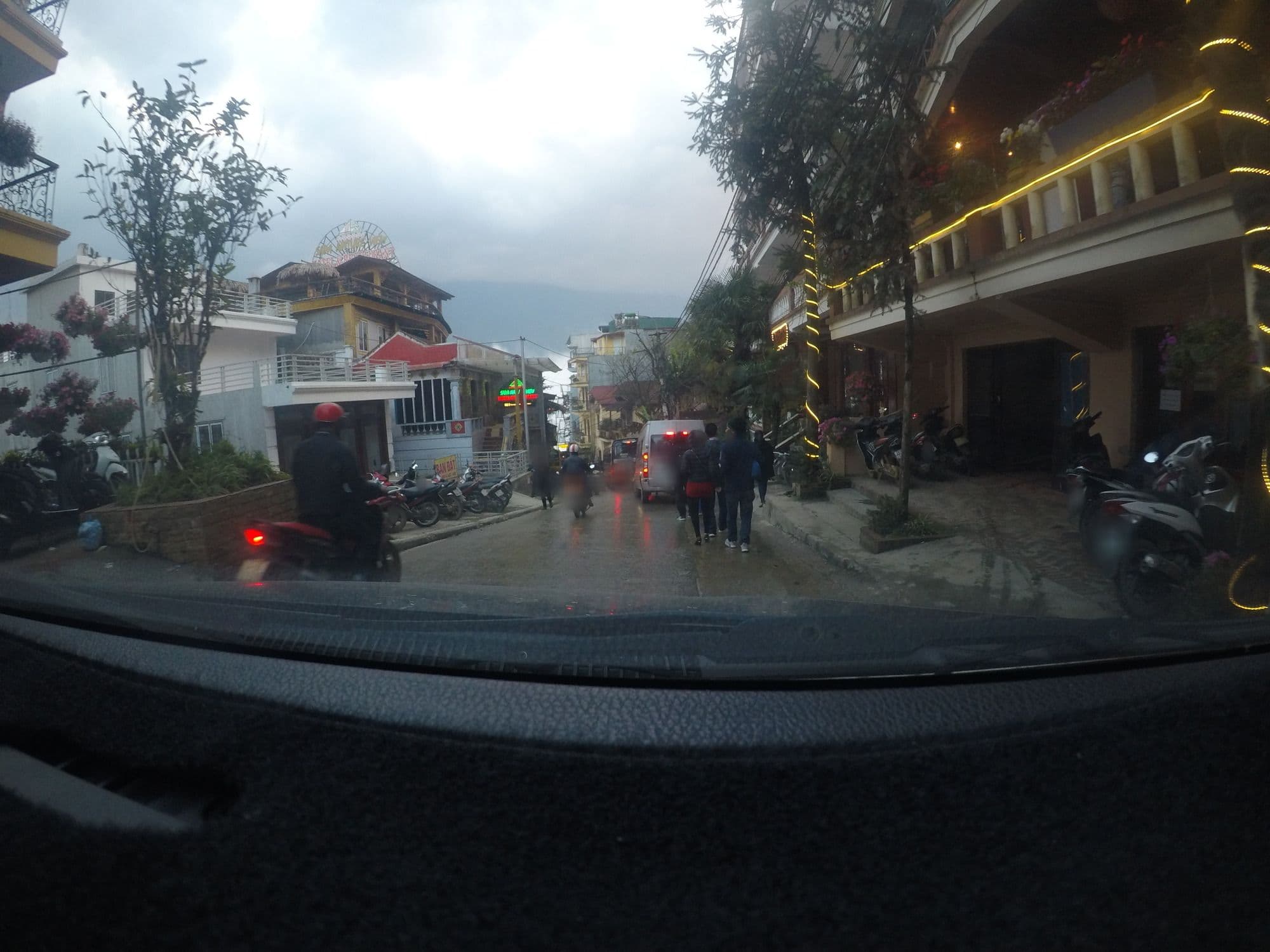 Street view near Hotel Cat Cat Galerie d'Art, Sa Pa — © 24dakenlo (CC BY-SA · Mapillary)
