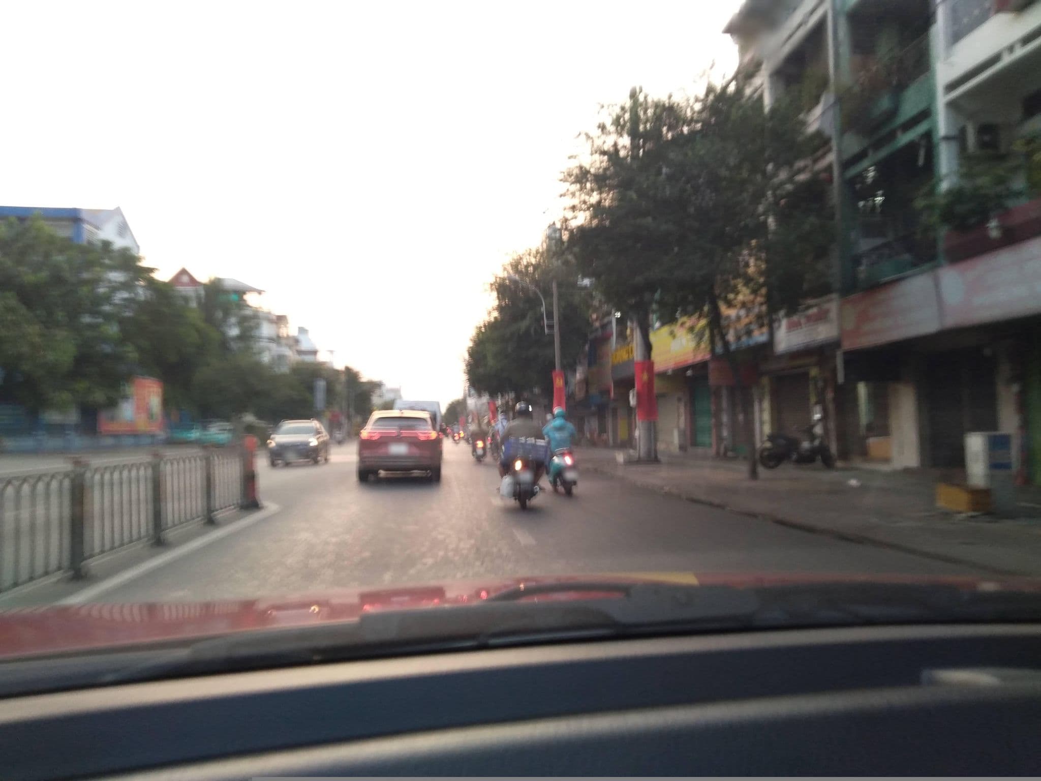 Street view near FLAN STAYCATION, Tân Bình — © sg_front_1 (CC BY-SA · Mapillary)