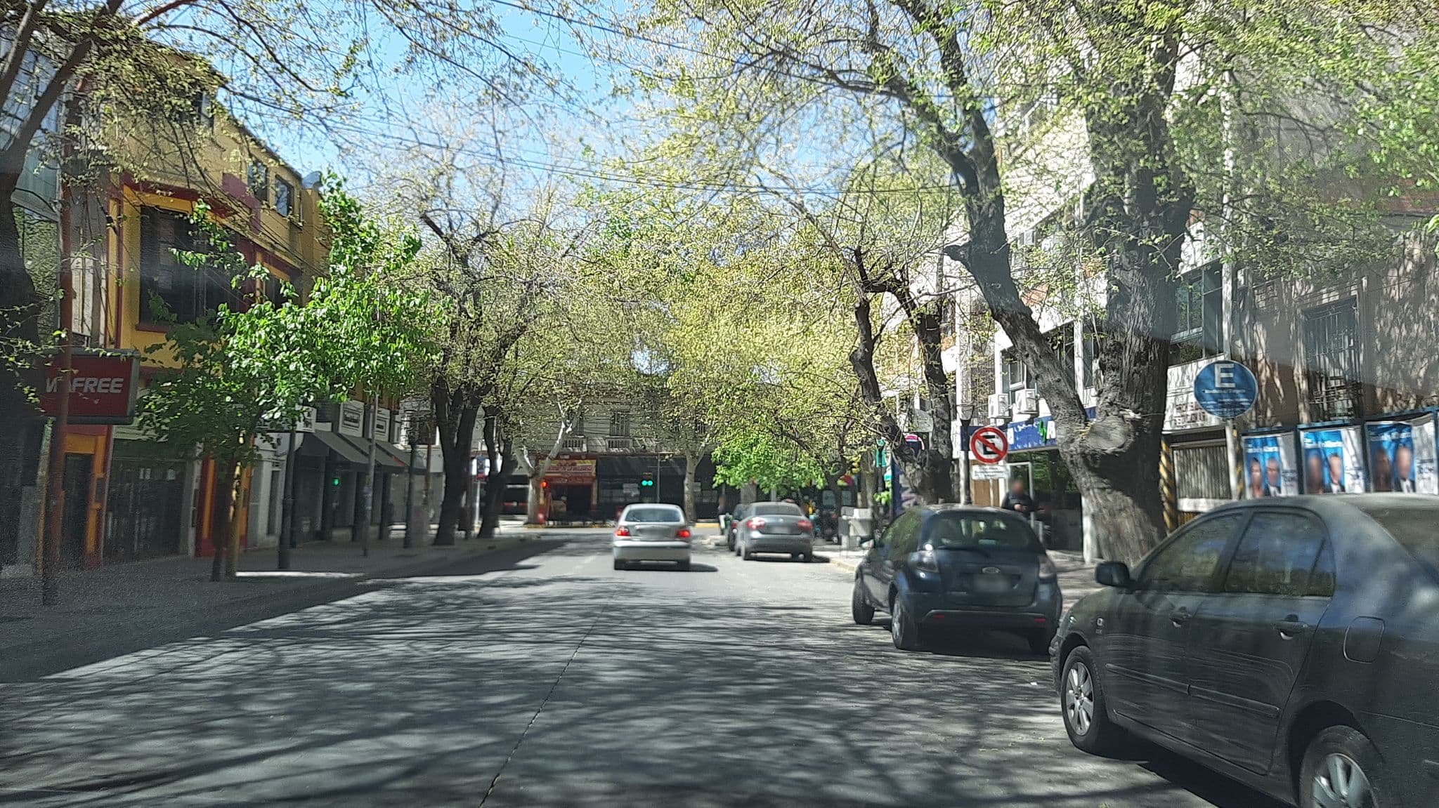 Street view near Hostel club, Mendoza