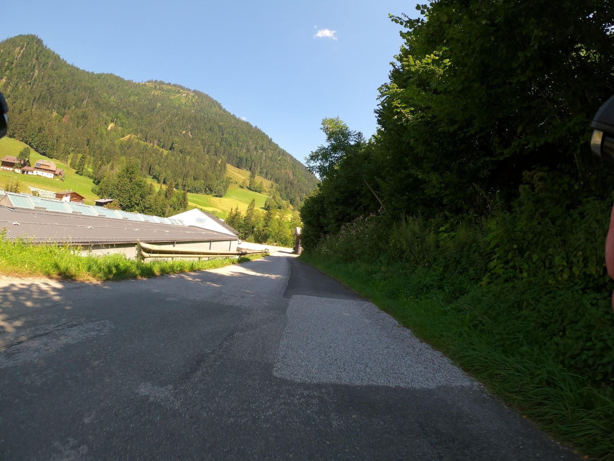 Street view near Hotel Gasthof Waldwirt, Gosau — © Langfahrer (CC BY-SA · Mapillary)