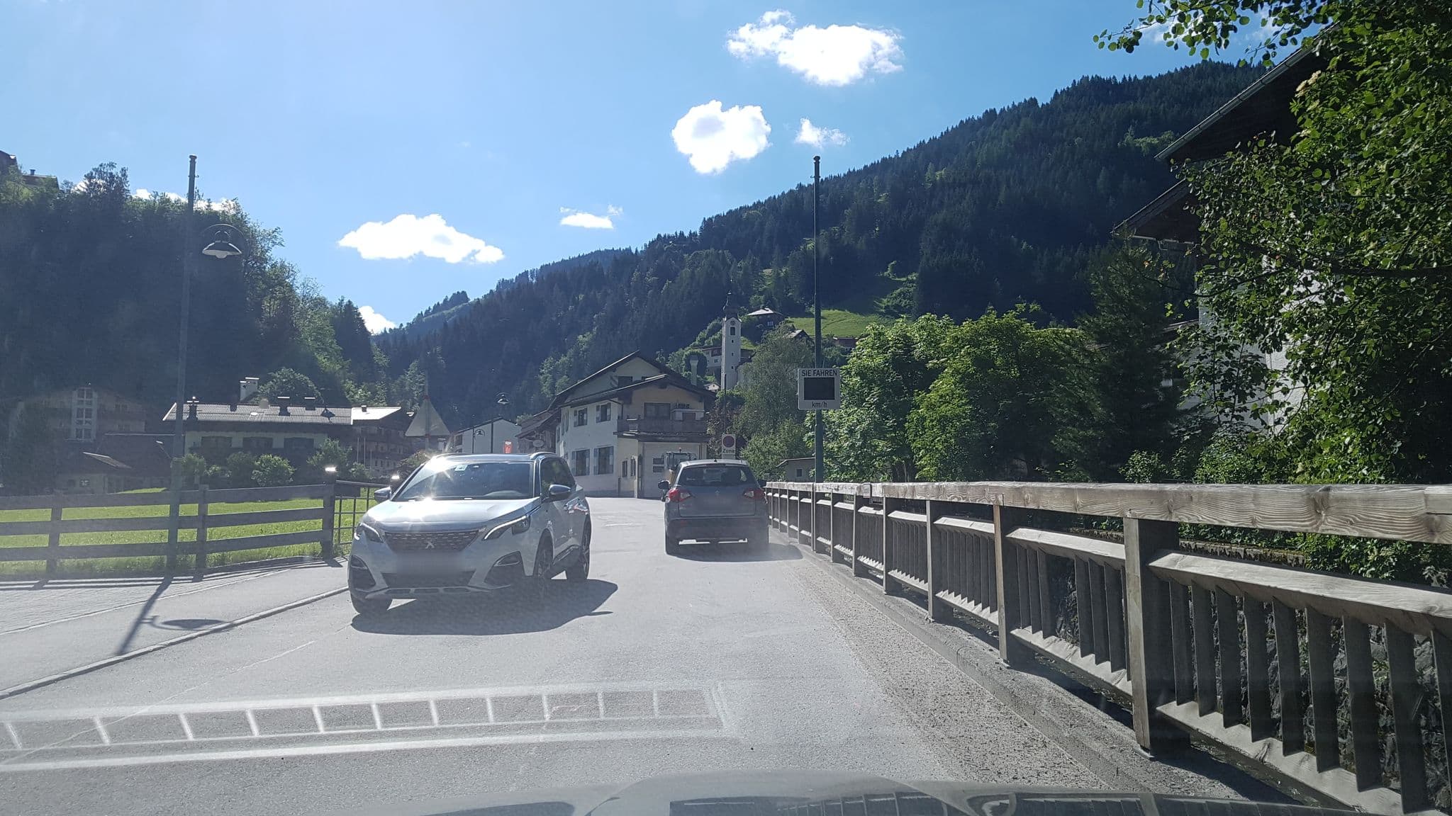 Street view near Appartement-Pension Kendlbacher, Grossarl — © schermy_at (CC BY-SA · Mapillary)