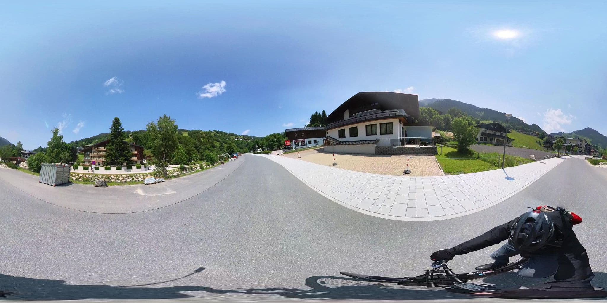 Street view near Landhaus Riedlsperger, Hinterglemm — © osmplus_org (CC BY-SA · Mapillary)