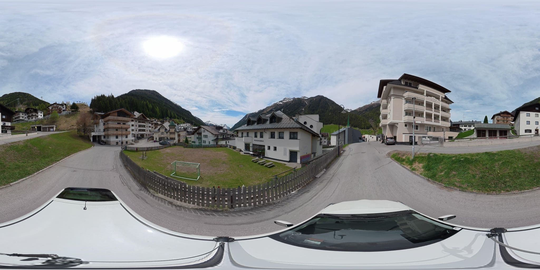 Street view near Hotel Valülla, Ischgl — © osmplus_org (CC BY-SA · Mapillary)