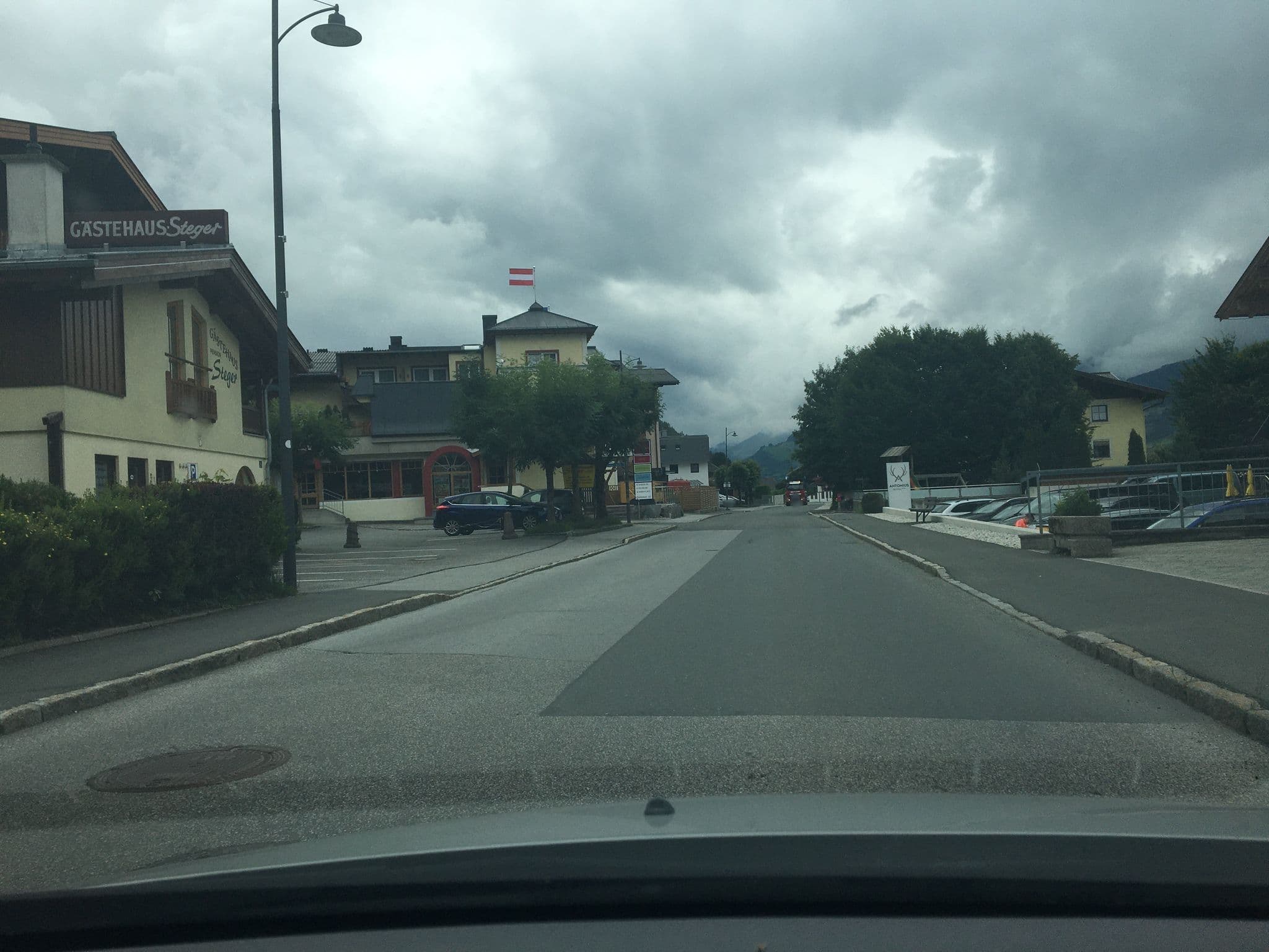 Street view near Soulsisters' Hotel, Kaprun — © chicc0 (CC BY-SA · Mapillary)