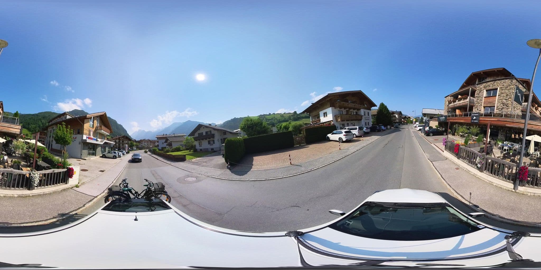 Street view near Mountain Hotel Luis, Kaprun — © osmplus_org (CC BY-SA · Mapillary)