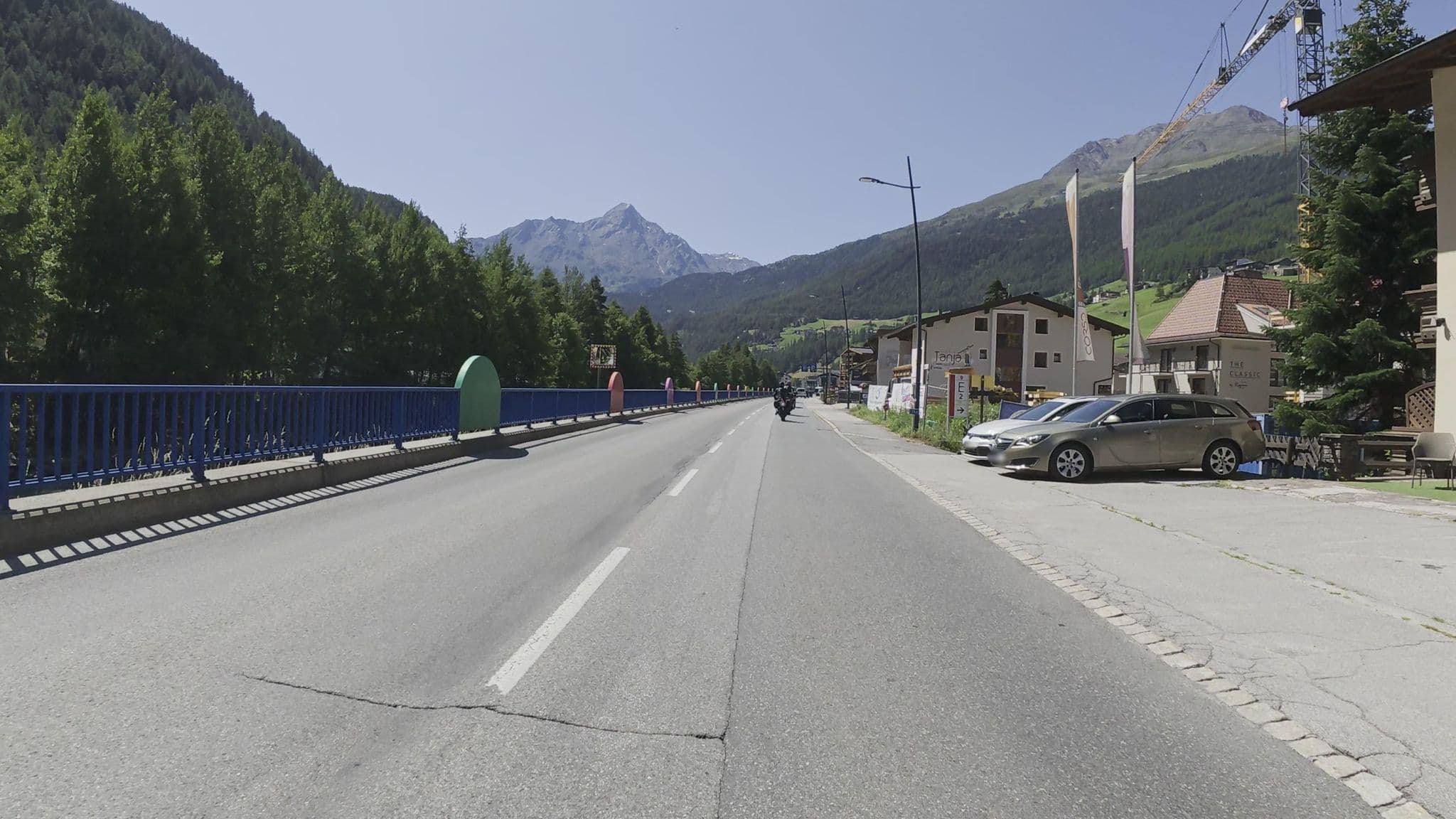 Street view near Corso Annabell Zimmer frühstück, Sölden — © Guzzi_Franze (CC BY-SA · Mapillary)