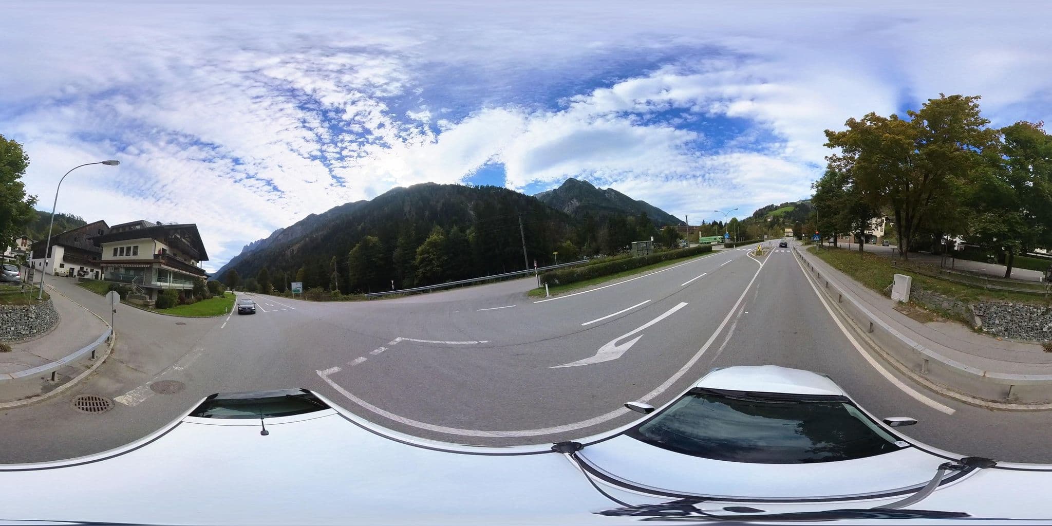 Street view near Hotel Aue, Lienz — © osmplus_org (CC BY-SA · Mapillary)