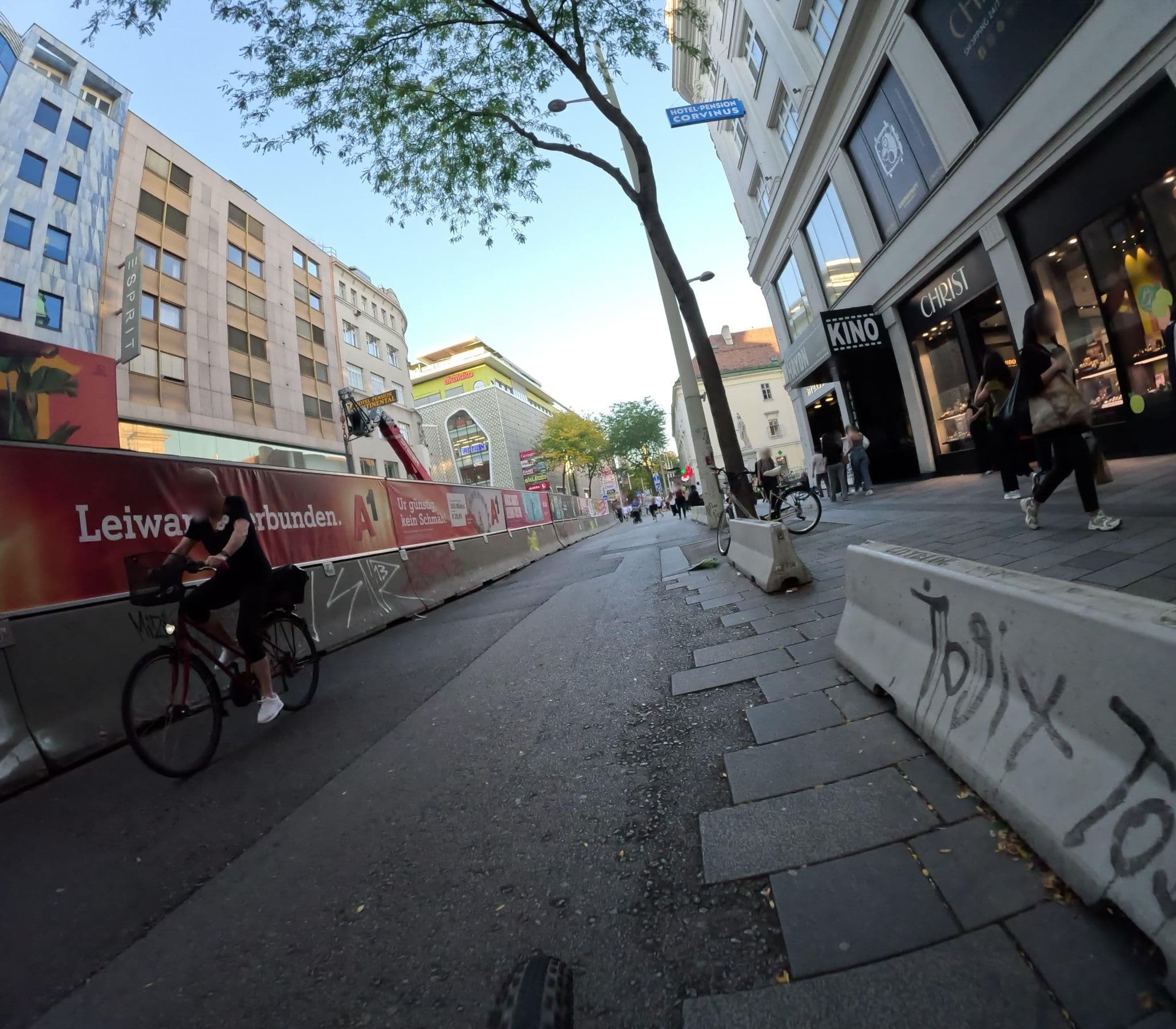 Street view near Hotel Haydn Wien, Mariahilf — © erias (CC BY-SA · Mapillary)