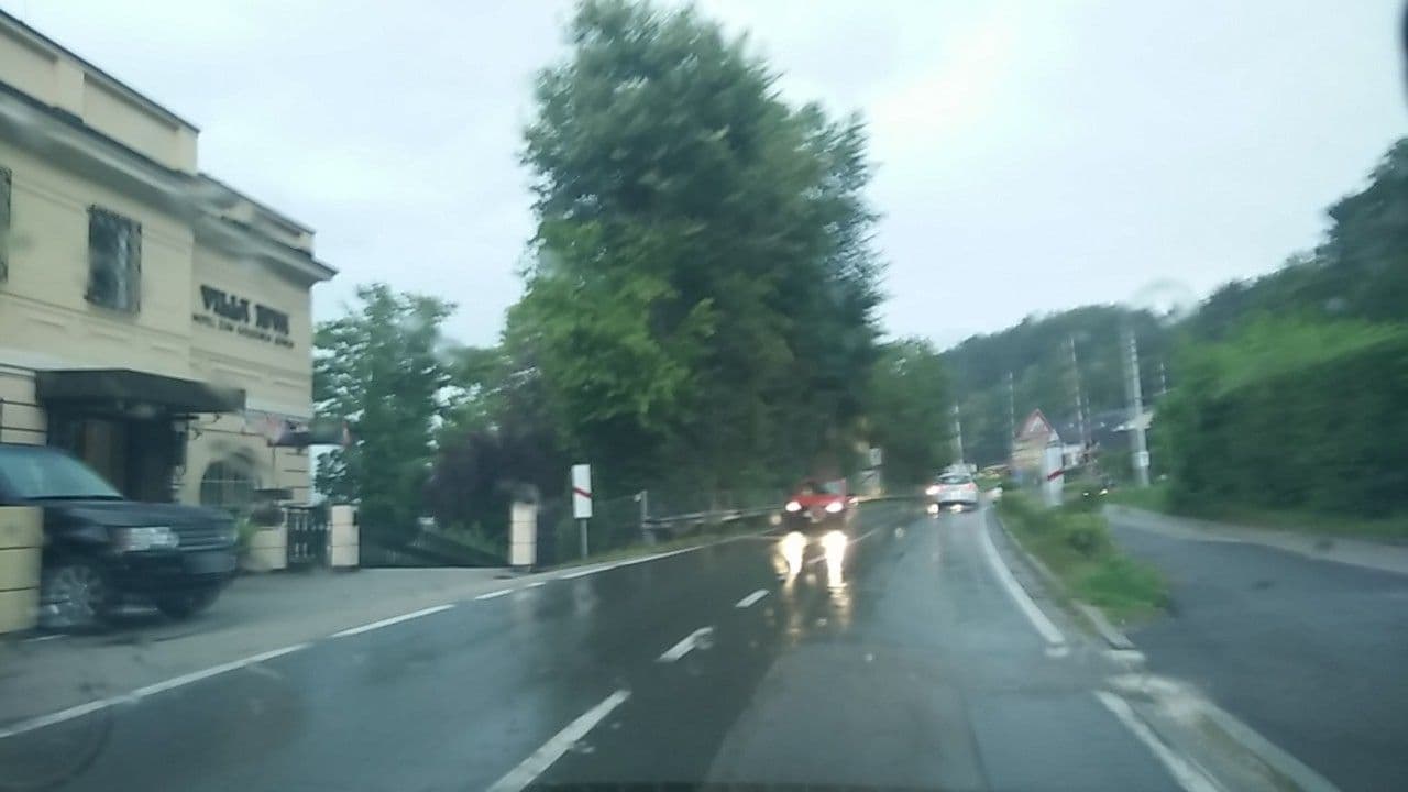 Street view near Hotel Villa Riva Kisler KG, Pörtschach am Wörthersee — © bellazambo (CC BY-SA · Mapillary)
